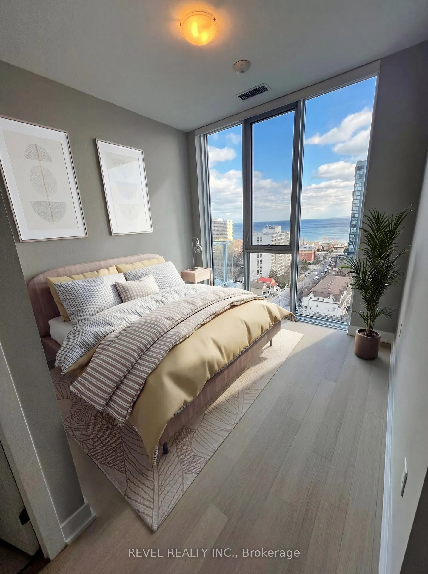 Photo 12 of Unit 1308, 2088 James Street, Burlington, Brant — HOMEH