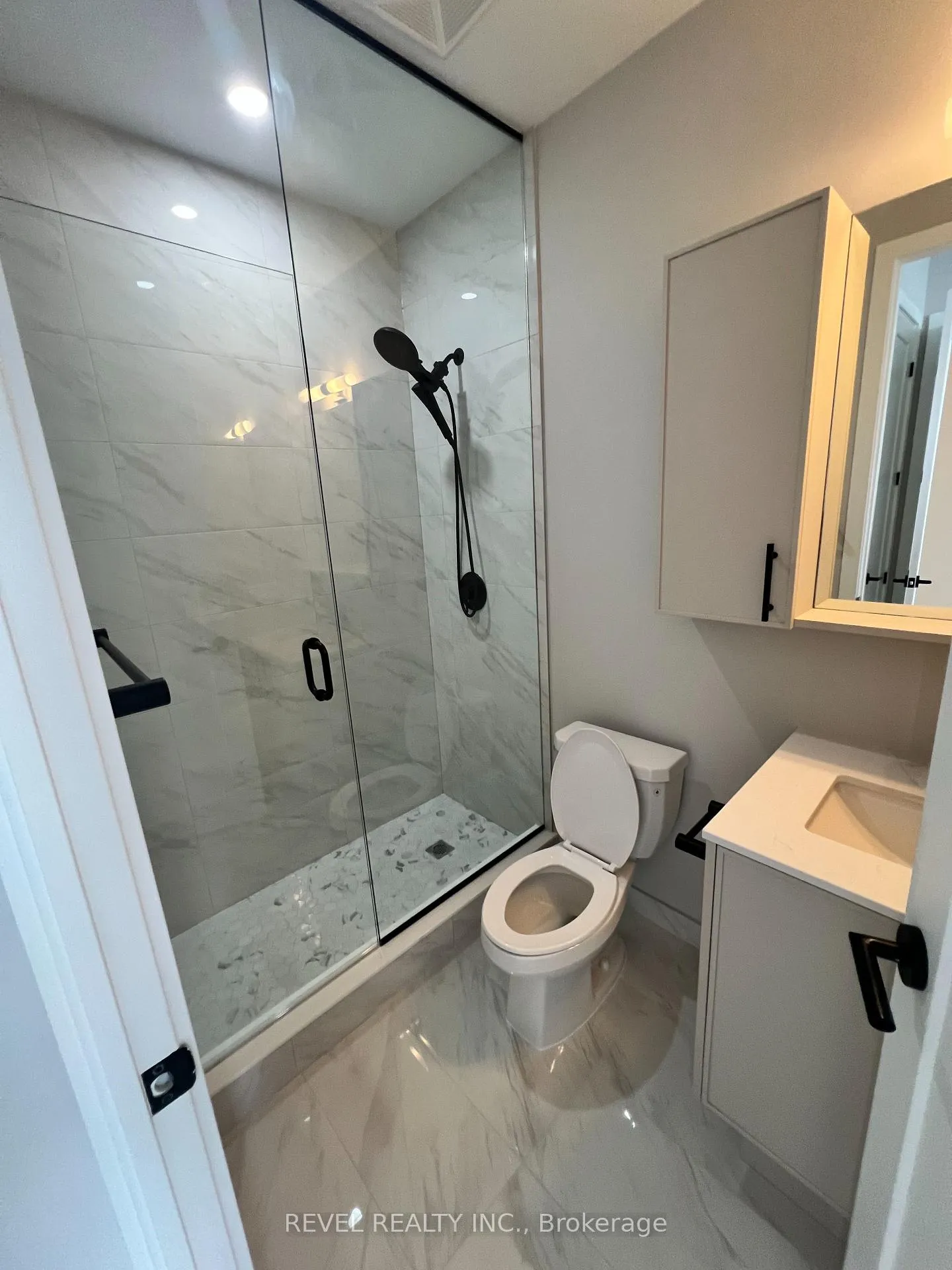 Photo 15 of Unit 1108, 2088 James Street, Burlington, Brant — HOMEH