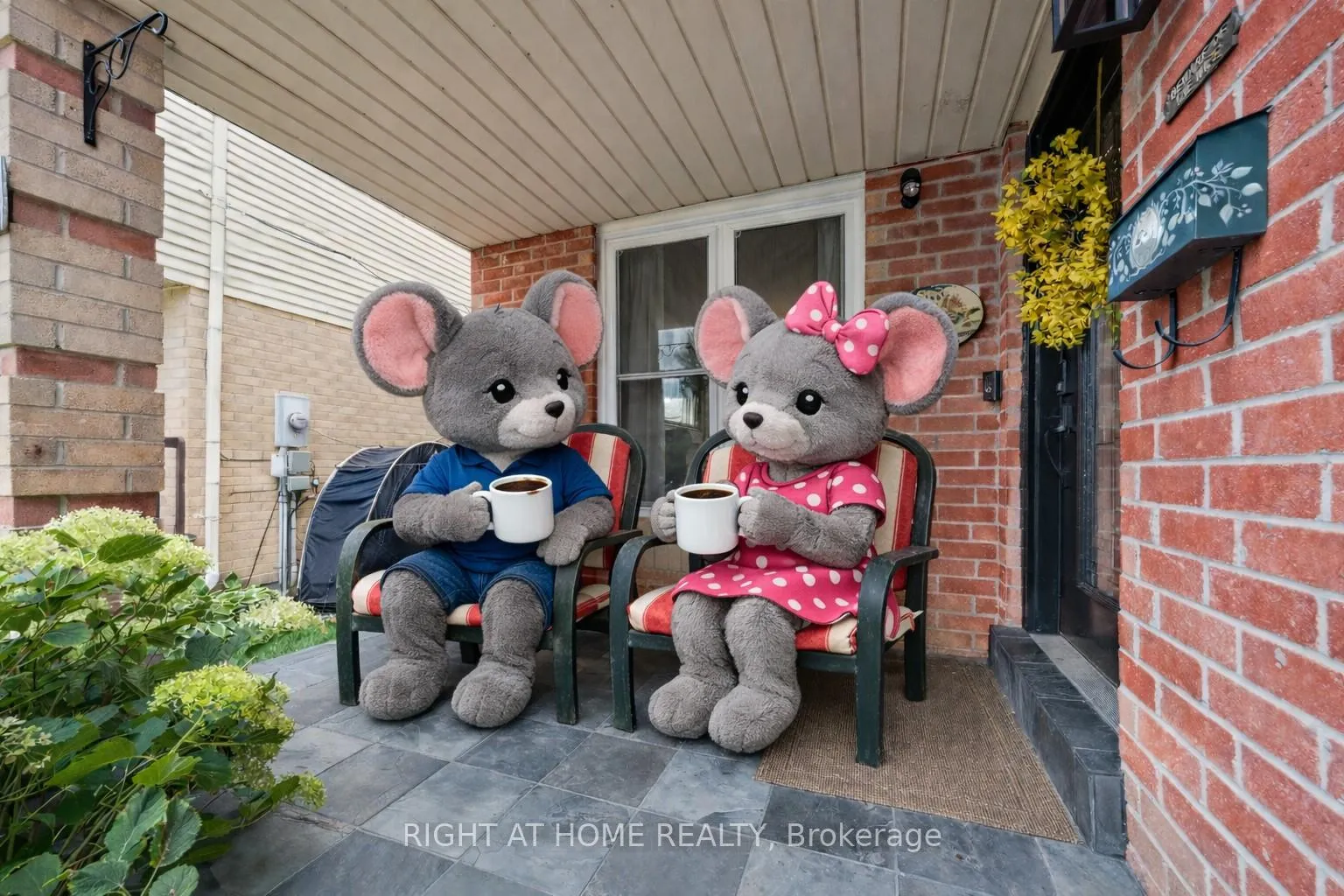 Photo 3 of 41 Yorkville Drive, Clarington, Courtice — HOMEH