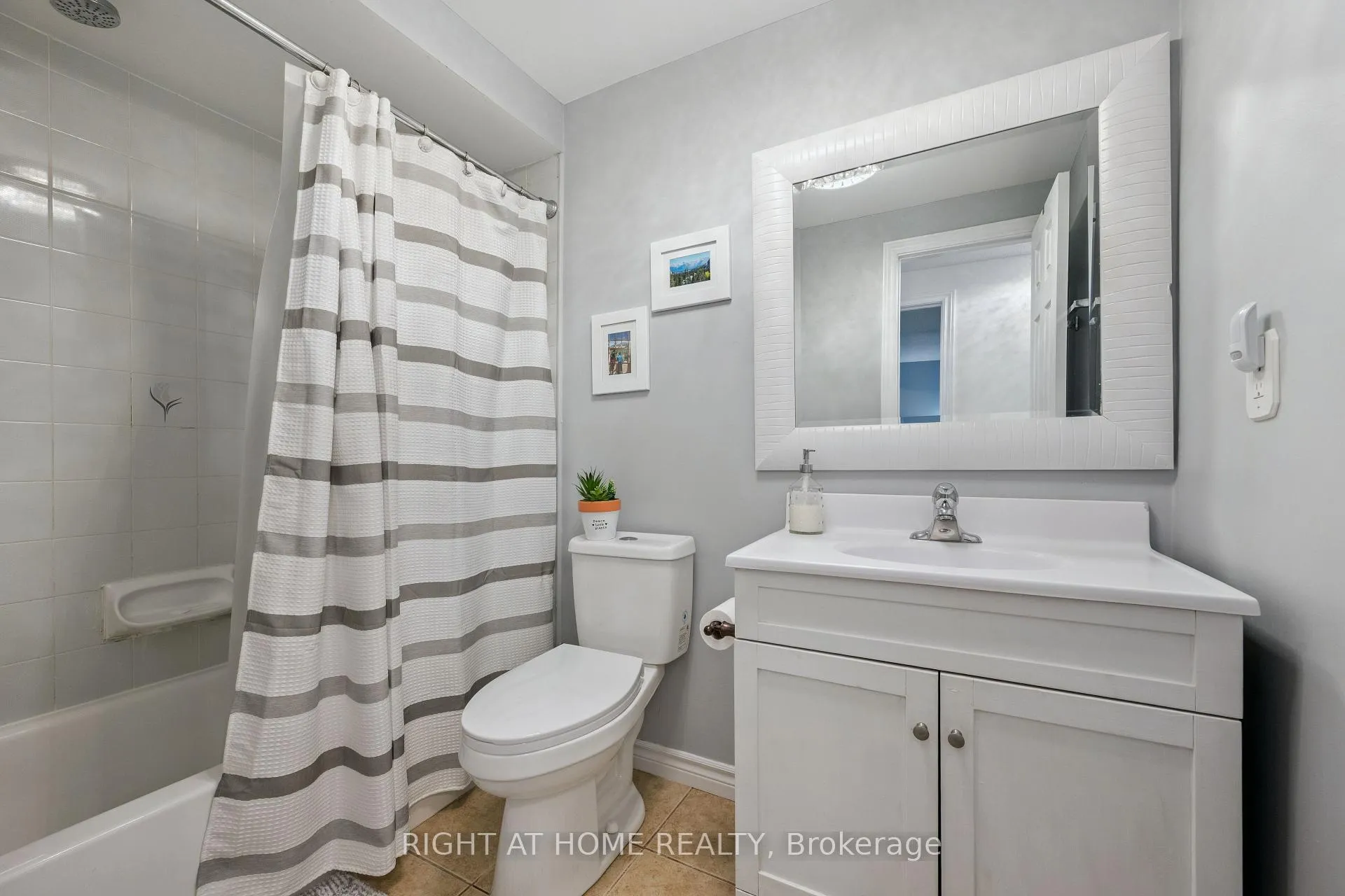 Photo 36 of 41 Yorkville Drive, Clarington, Courtice — HOMEH