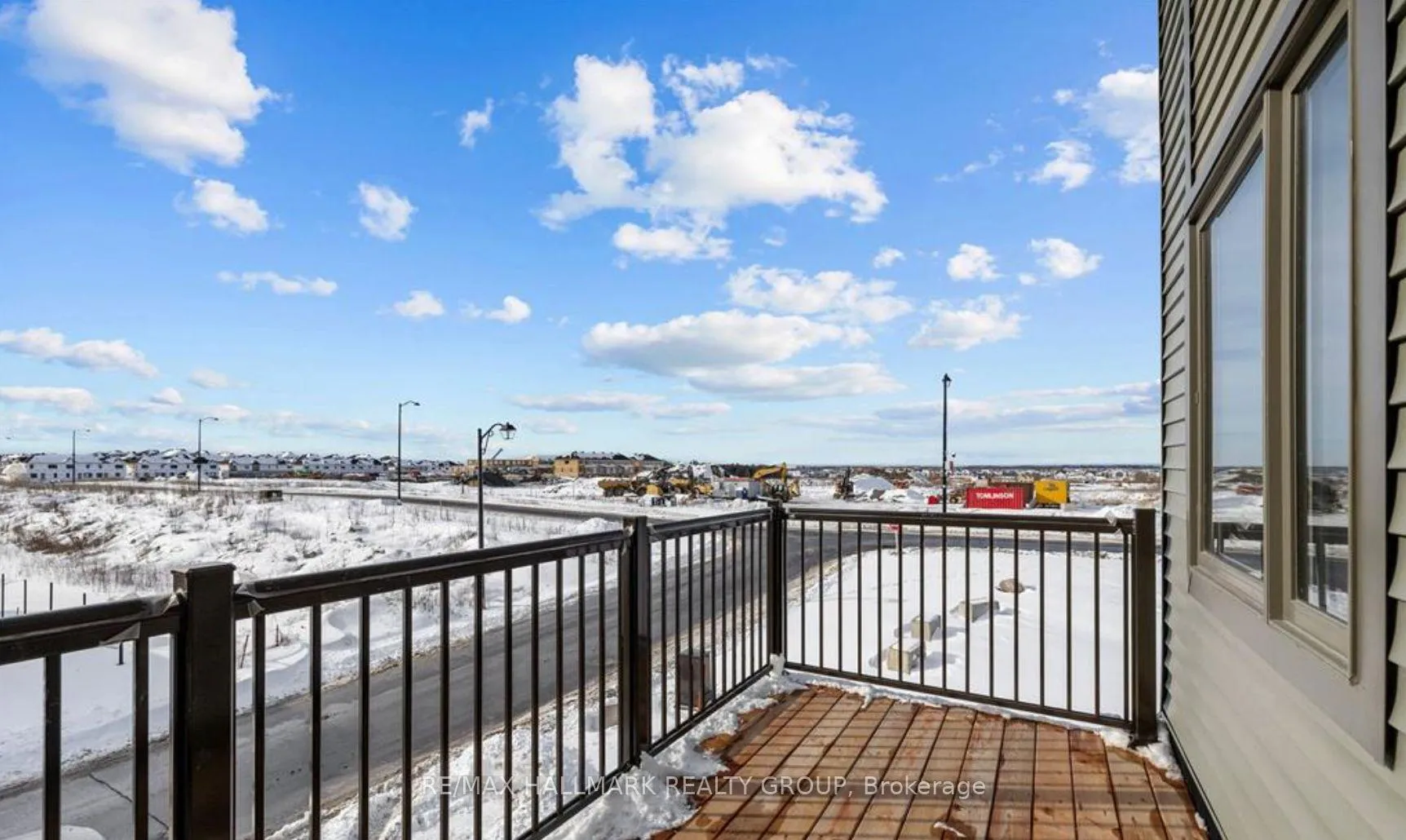 Photo 6 of 106 Parnian Private, Ottawa, Barrhaven - Half Moon Bay — HOMEH