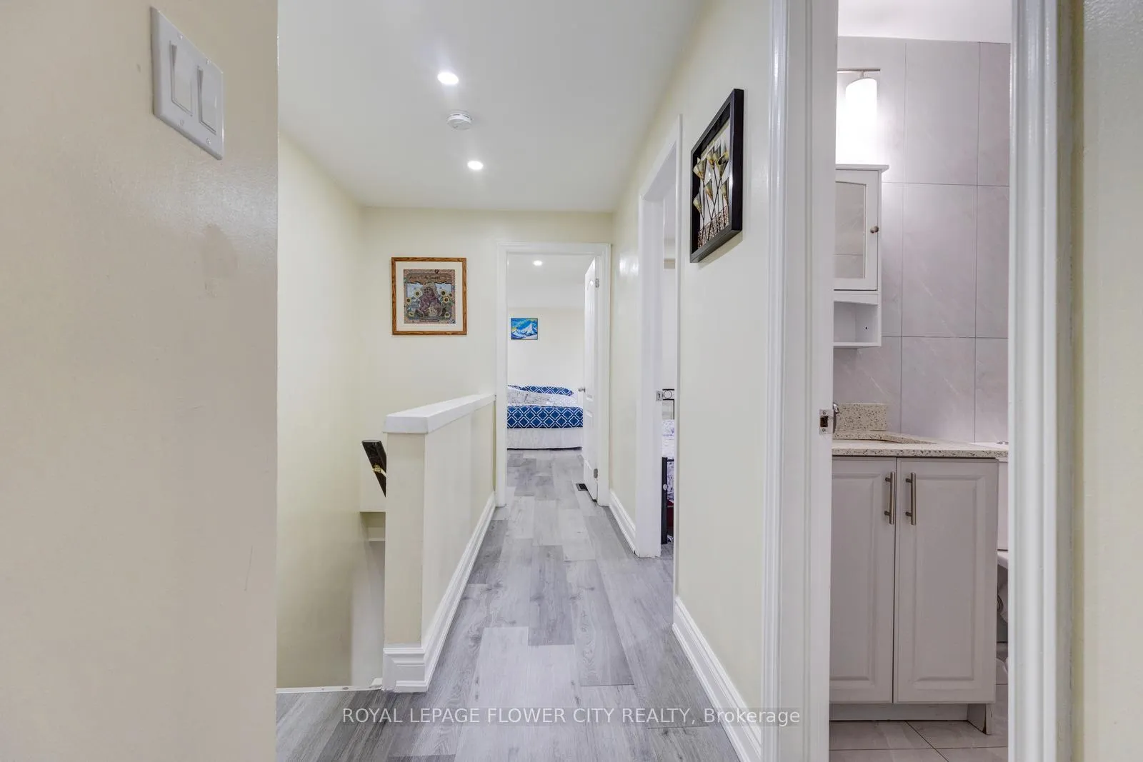 Photo 22 of Unit 19, 435 Silverstone Drive, Etobicoke, West Humber-Clairville — HOMEH