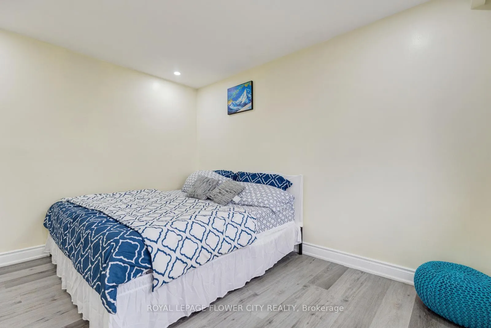 Photo 23 of Unit 19, 435 Silverstone Drive, Etobicoke, West Humber-Clairville — HOMEH
