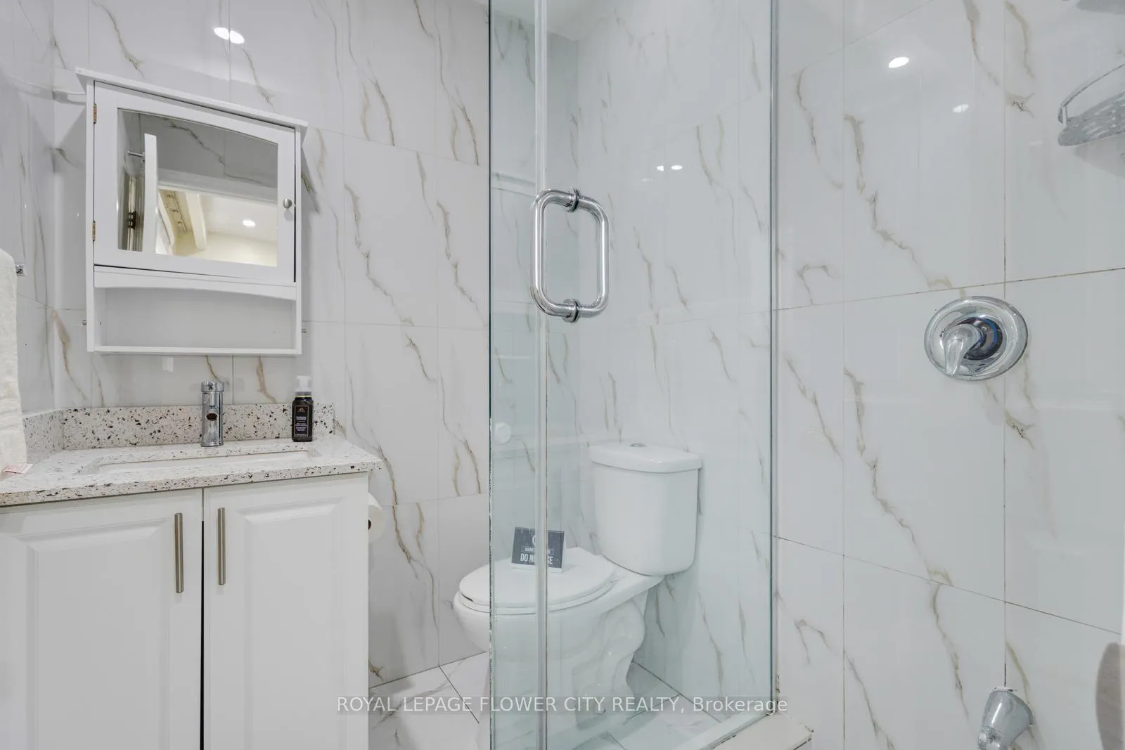 Photo 27 of Unit 19, 435 Silverstone Drive, Etobicoke, West Humber-Clairville — HOMEH