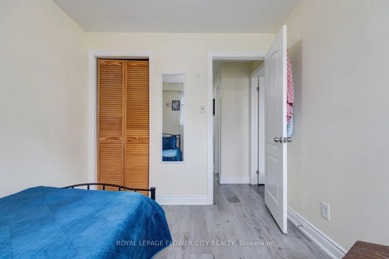 Photo 32 of Unit 19, 435 Silverstone Drive, Etobicoke, West Humber-Clairville — HOMEH