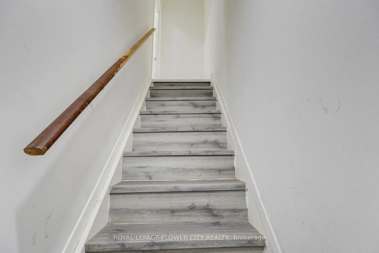 Photo 40 of Unit 19, 435 Silverstone Drive, Etobicoke, West Humber-Clairville — HOMEH