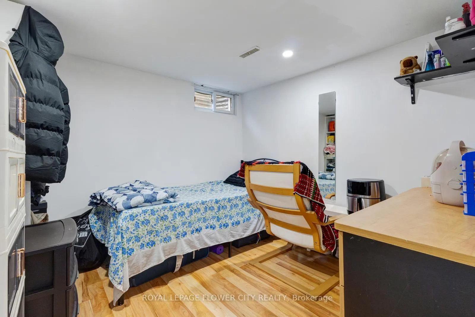 Photo 42 of Unit 19, 435 Silverstone Drive, Etobicoke, West Humber-Clairville — HOMEH
