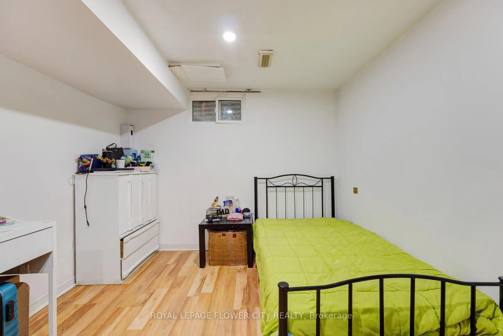 Photo 43 of Unit 19, 435 Silverstone Drive, Etobicoke, West Humber-Clairville — HOMEH