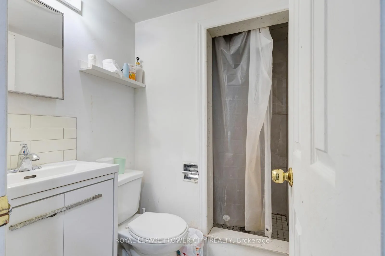 Photo 44 of Unit 19, 435 Silverstone Drive, Etobicoke, West Humber-Clairville — HOMEH
