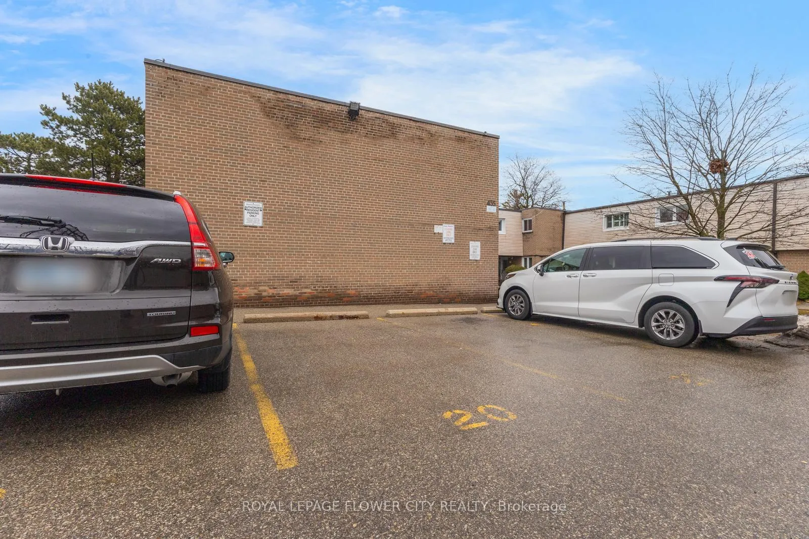Photo 50 of Unit 19, 435 Silverstone Drive, Etobicoke, West Humber-Clairville — HOMEH