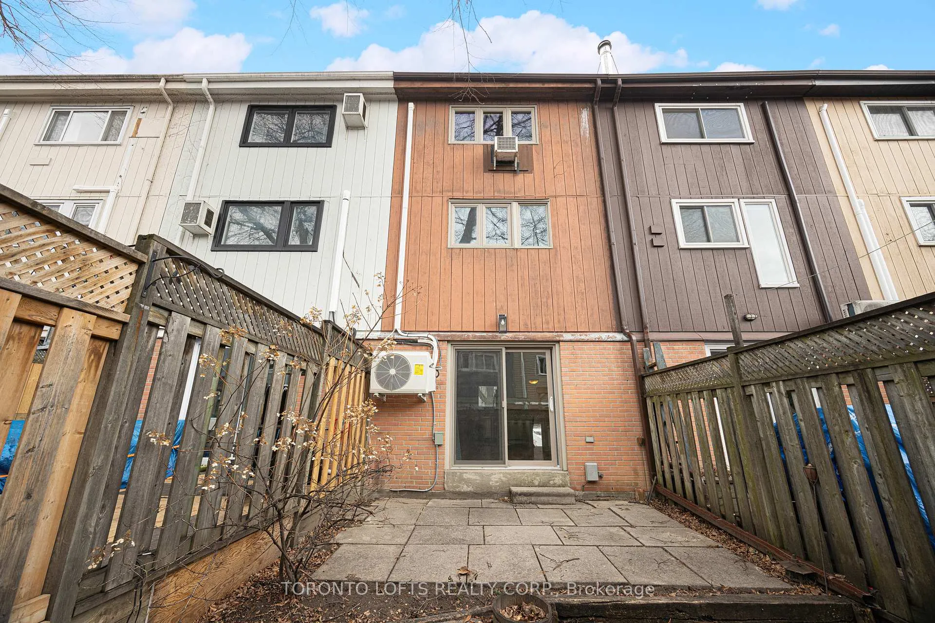 Photo 17 of 248 Milan Street, Toronto, Moss Park — HOMEH