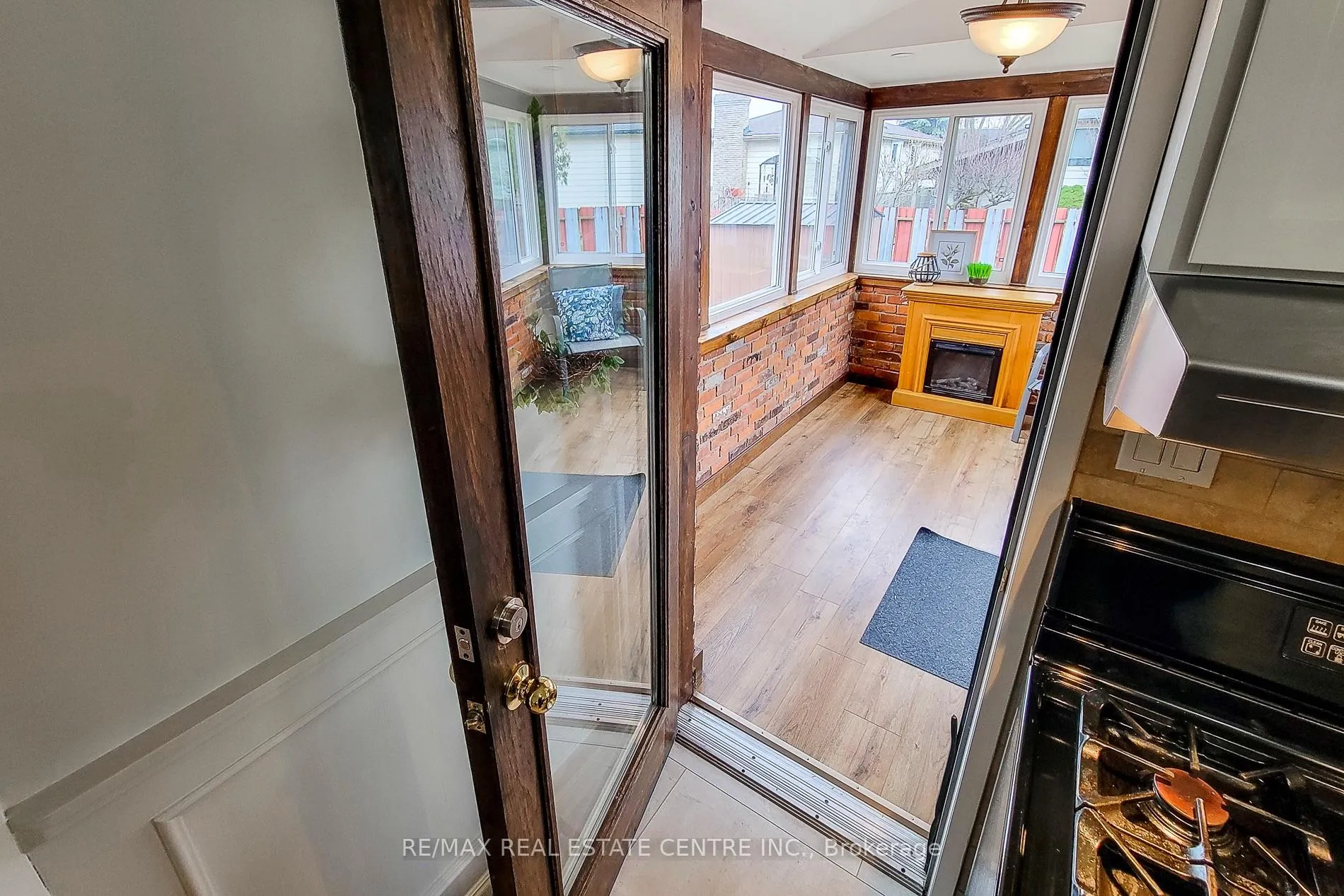 Photo 20 of 2 Ashwood Court, Hamilton, Stoney Creek — HOMEH
