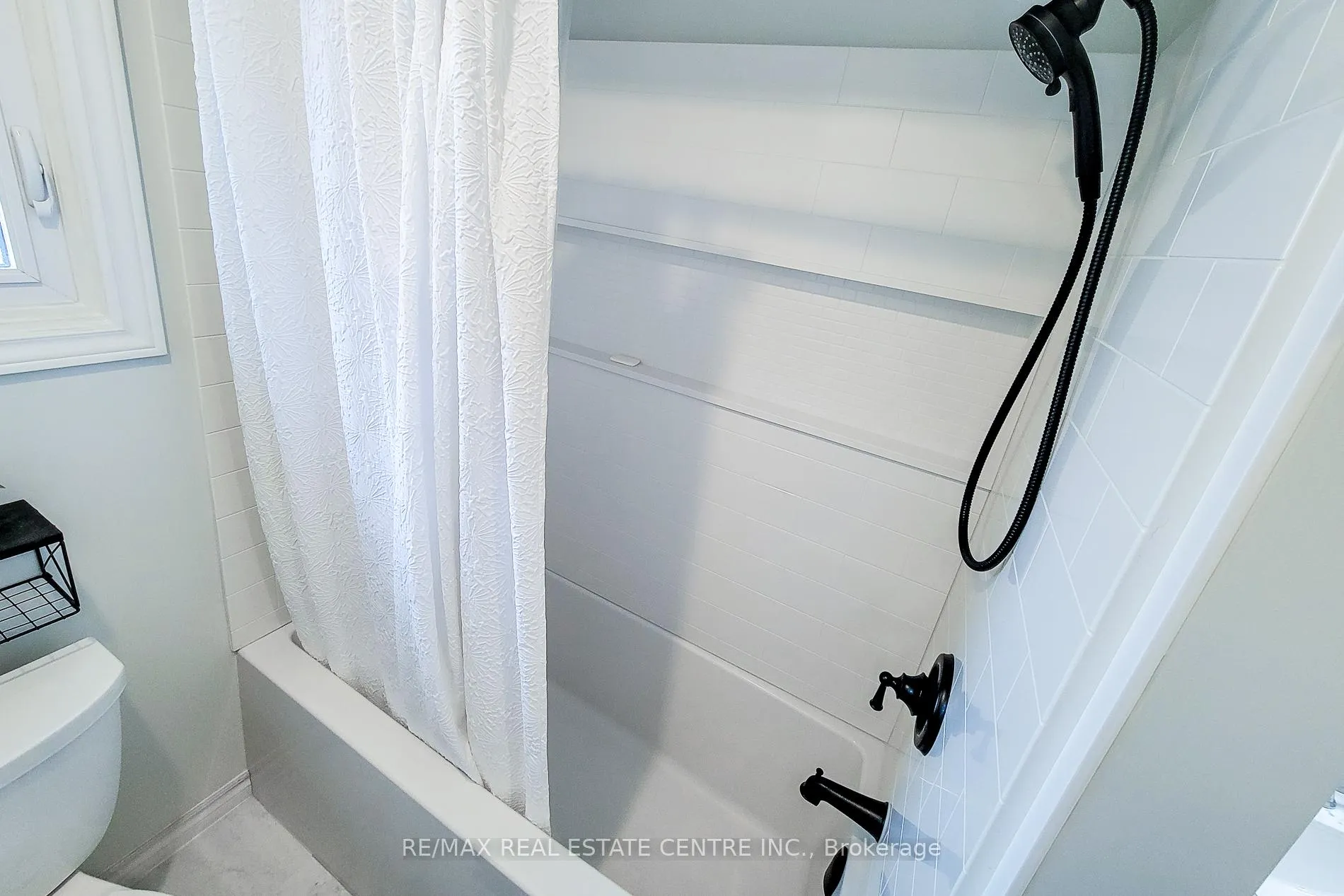 Photo 30 of 2 Ashwood Court, Hamilton, Stoney Creek — HOMEH