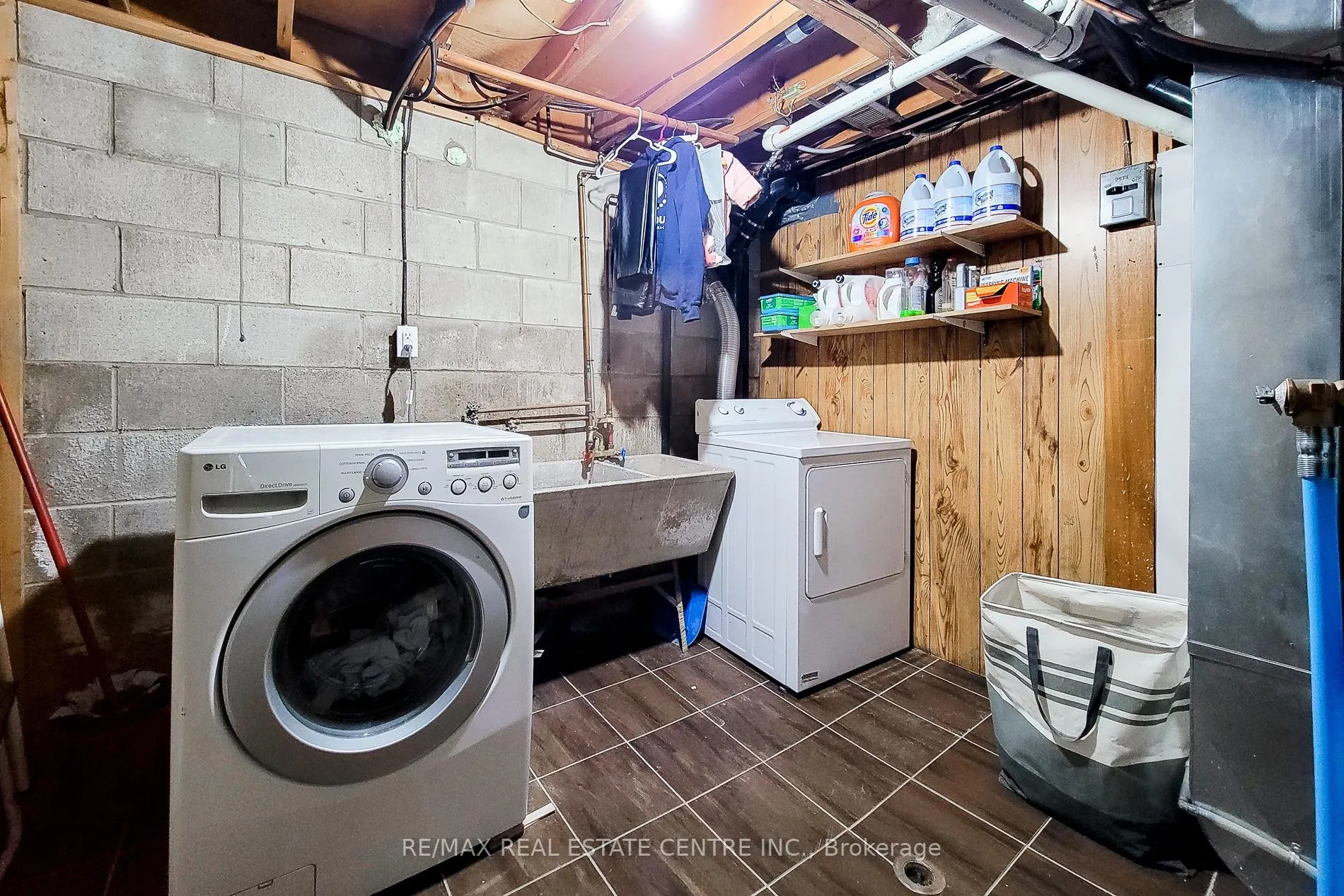 Photo 45 of 2 Ashwood Court, Hamilton, Stoney Creek — HOMEH