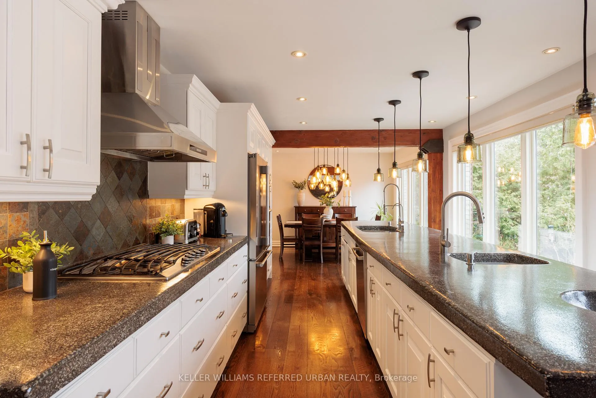 Photo 11 of 6 Prentice Court, Markham, Unionville — HOMEH