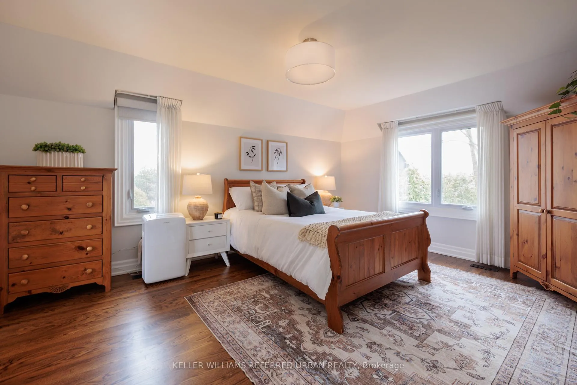 Photo 13 of 6 Prentice Court, Markham, Unionville — HOMEH