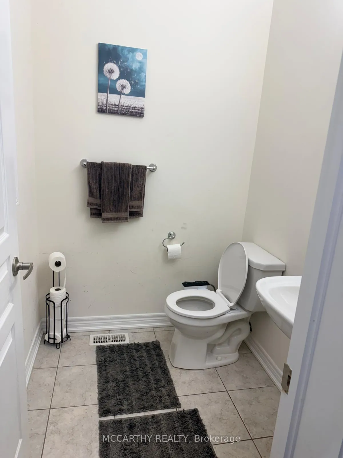 Photo 10 of 124 Johnson Drive, Shelburne — HOMEH