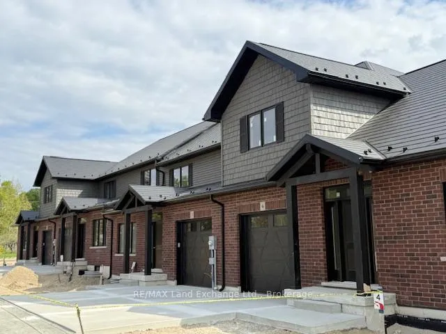 Photo 4 of Unit Unit 4, 8 Golf Links Road, Kincardine — HOMEH