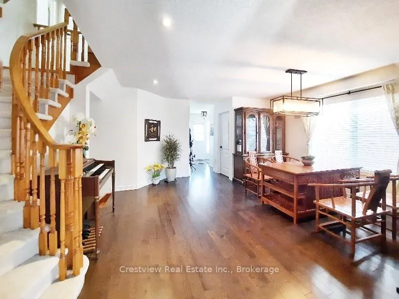 Photo 6 of 56 Vinifera Drive, Grimsby, Grimsby East — HOMEH