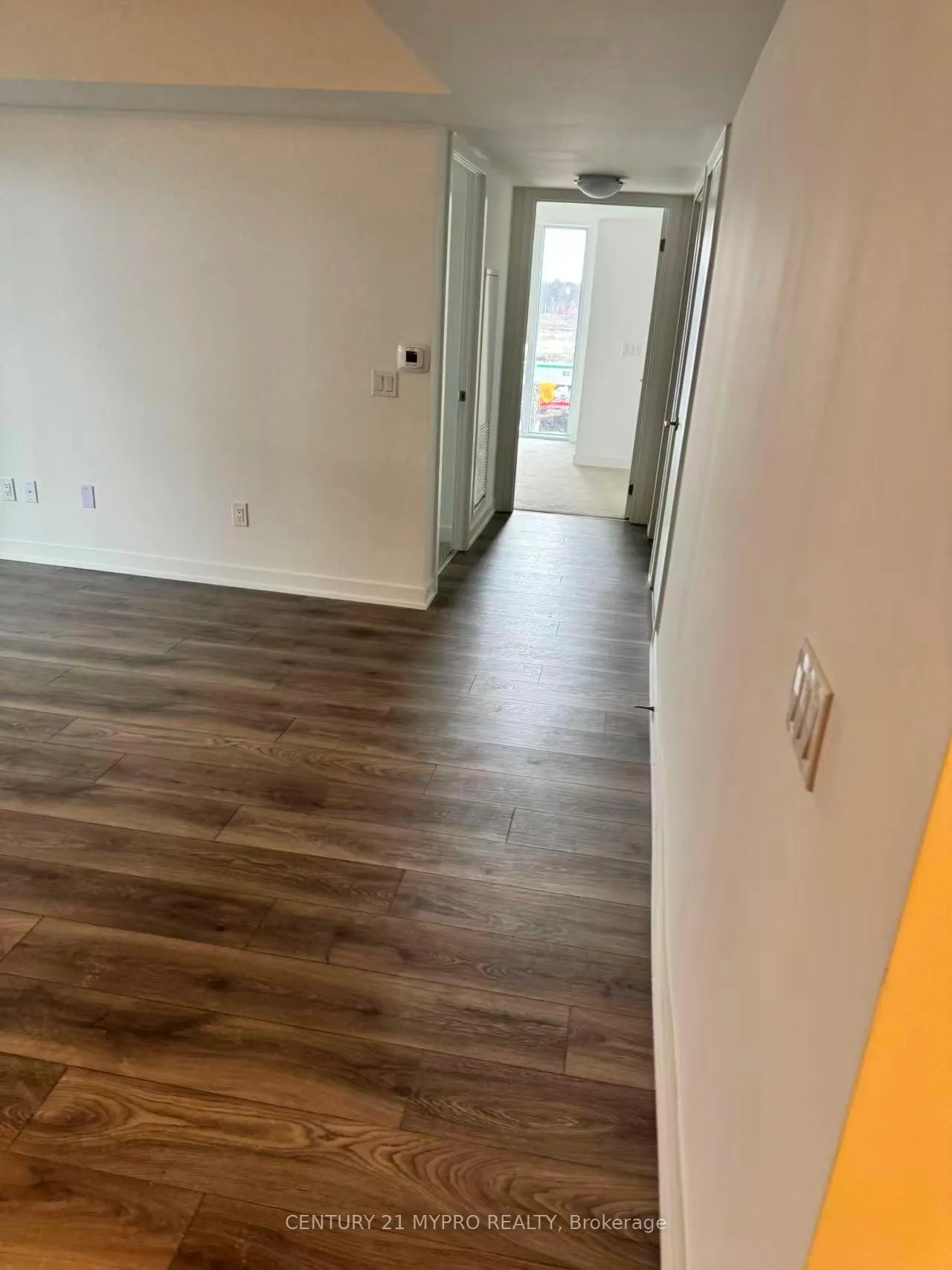 Photo 3 of Unit 413, 1010 Sandy Beach Road, Pickering, Bay Ridges — HOMEH