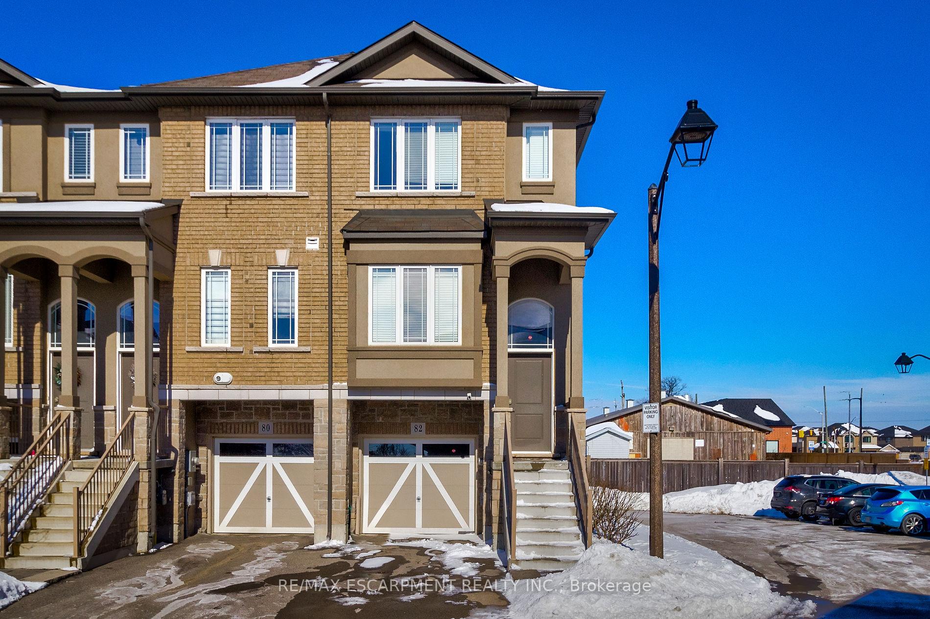 Photo 1 of 82 Bloom Crescent, Hamilton, Stoney Creek — HOMEH