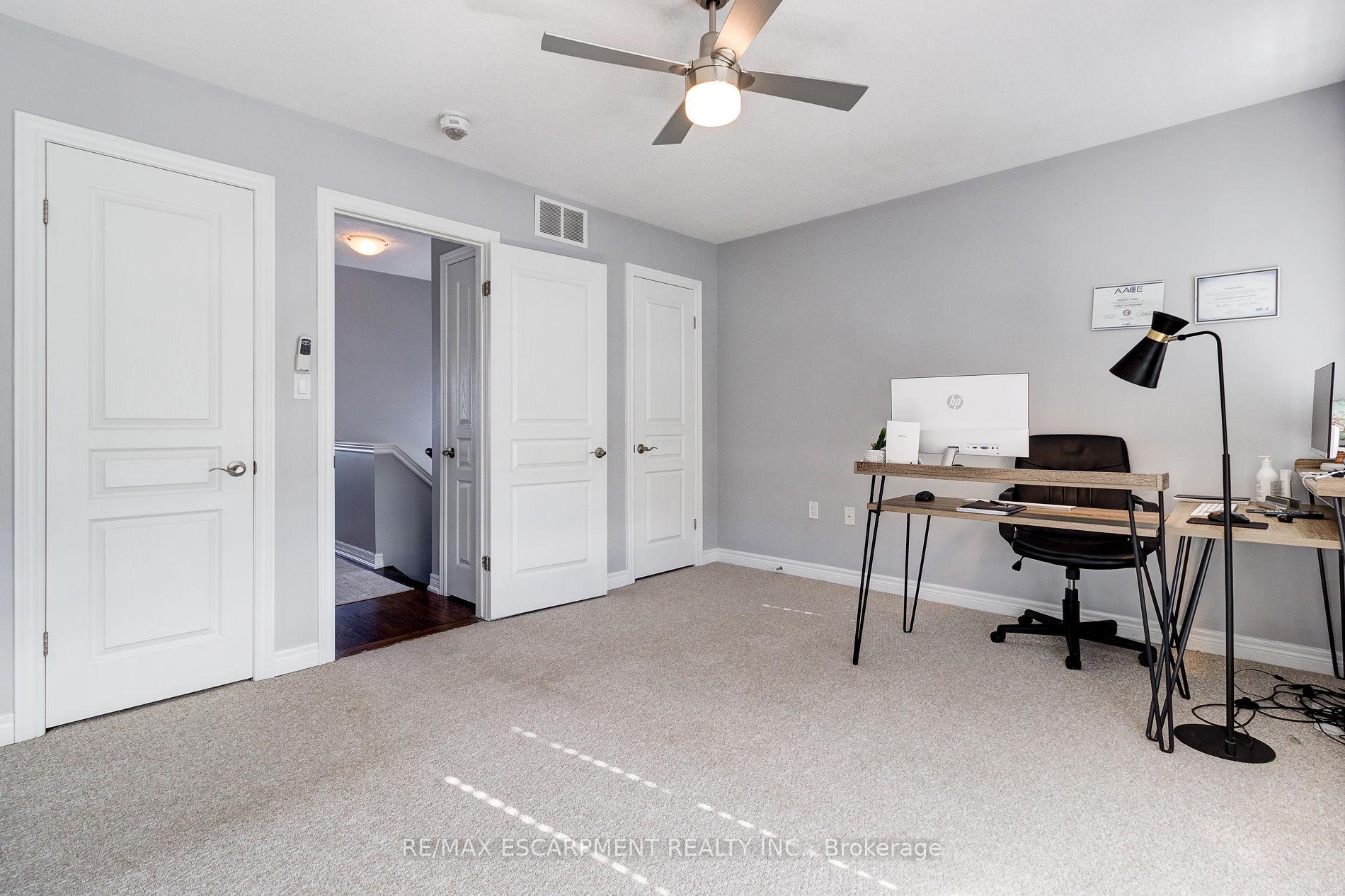 Photo 35 of 82 Bloom Crescent, Hamilton, Stoney Creek — HOMEH