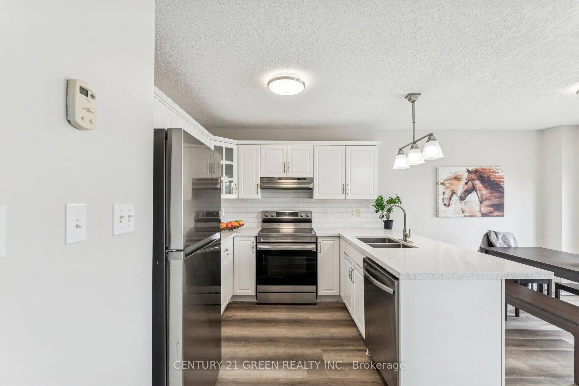 Photo 21 of 81 Penhale Avenue, St. Thomas — HOMEH