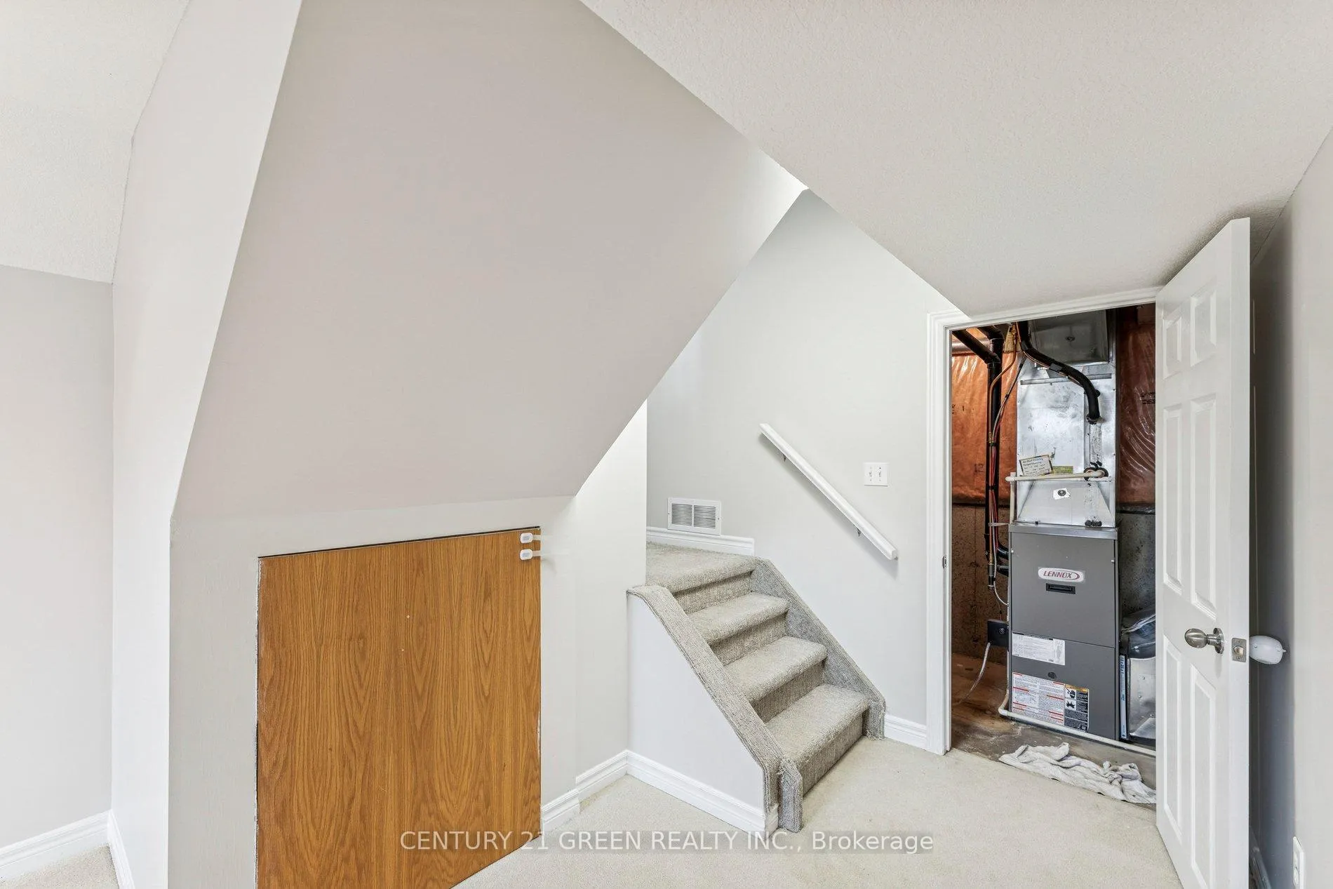 Photo 24 of 81 Penhale Avenue, St. Thomas — HOMEH