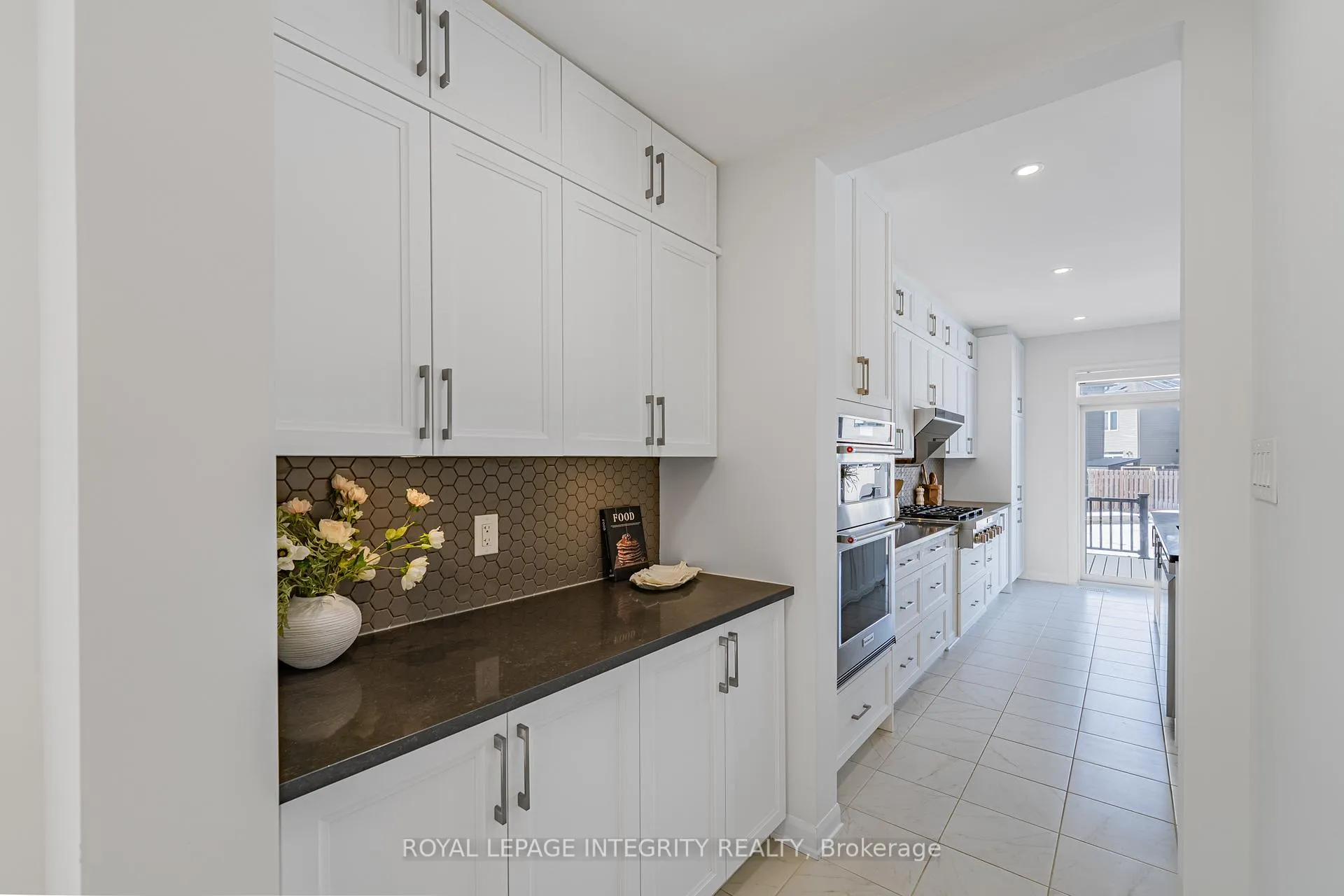 Photo 8 of 1027 Parabolica Way, Ottawa, Kanata - Kanata Lakes/Heritage Hills — HOMEH