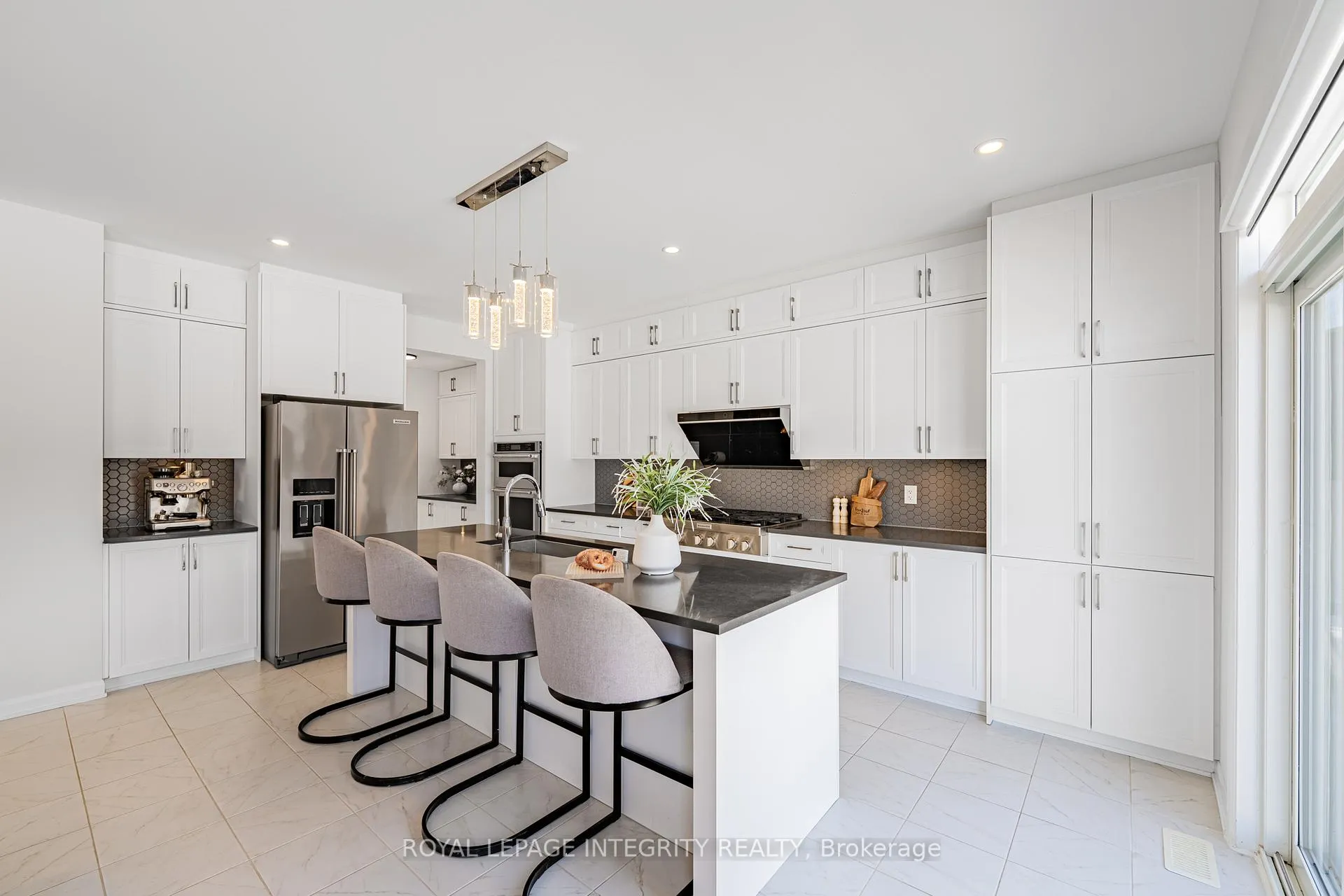 Photo 9 of 1027 Parabolica Way, Ottawa, Kanata - Kanata Lakes/Heritage Hills — HOMEH