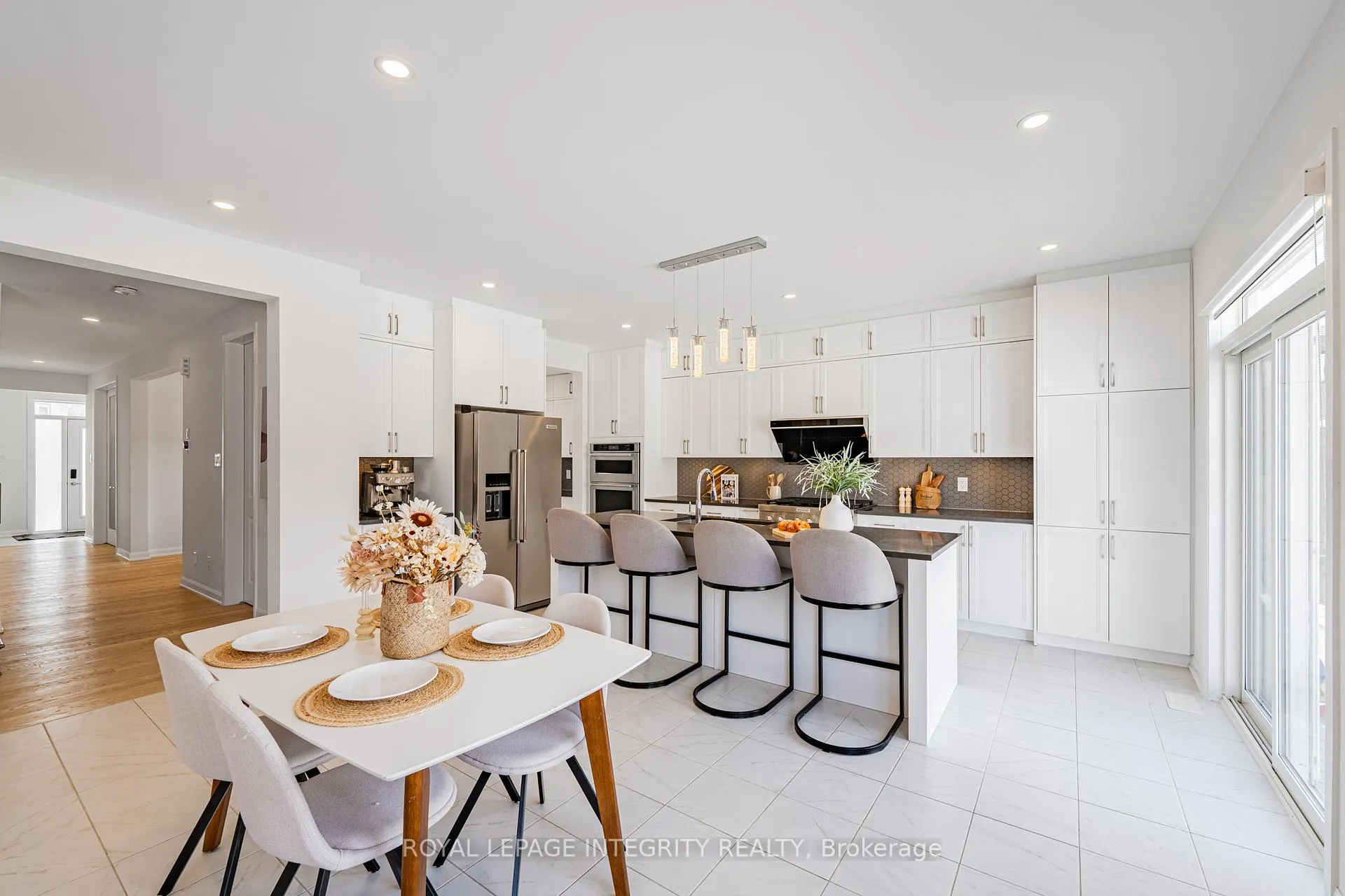 Photo 11 of 1027 Parabolica Way, Ottawa, Kanata - Kanata Lakes/Heritage Hills — HOMEH