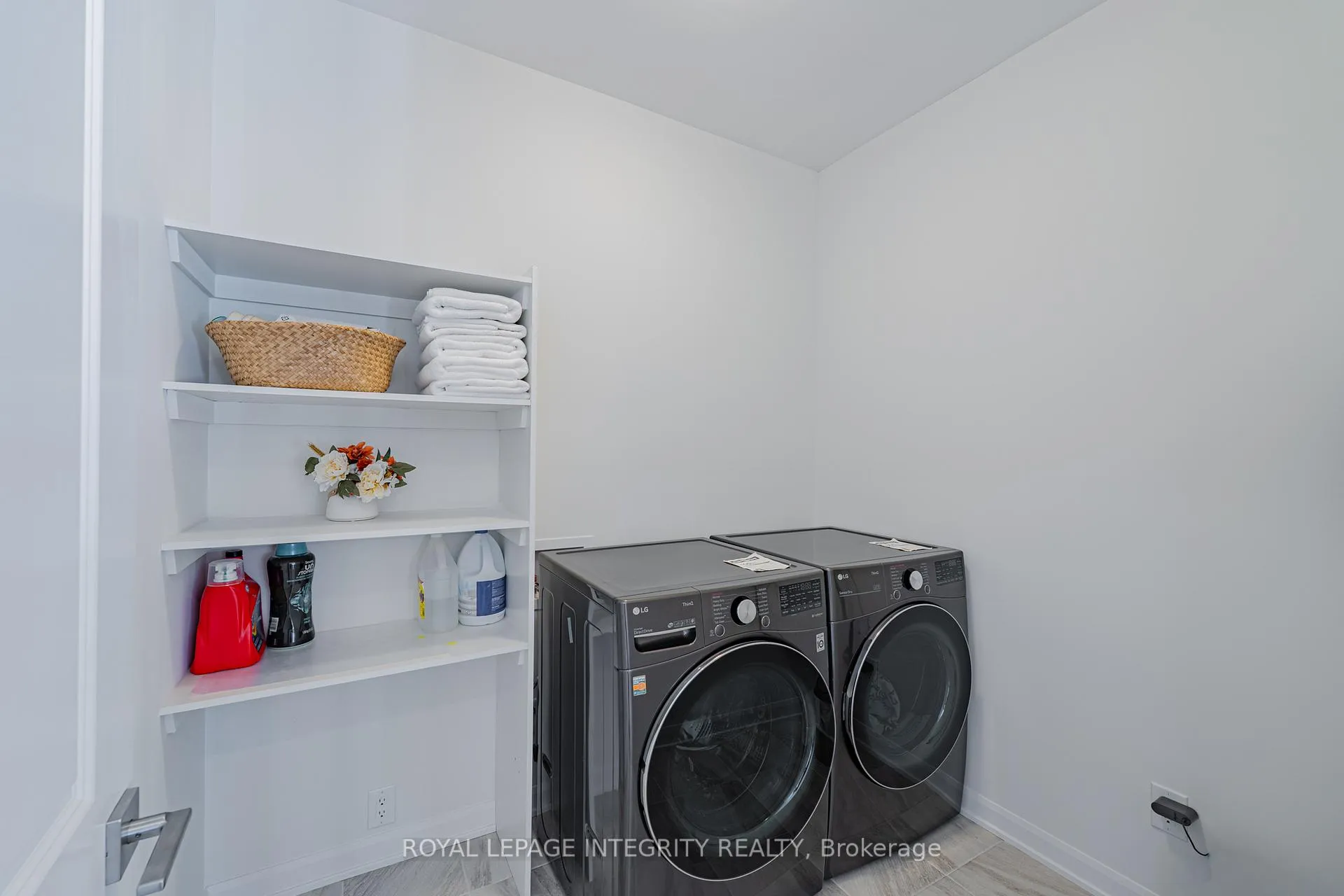 Photo 35 of 1027 Parabolica Way, Ottawa, Kanata - Kanata Lakes/Heritage Hills — HOMEH