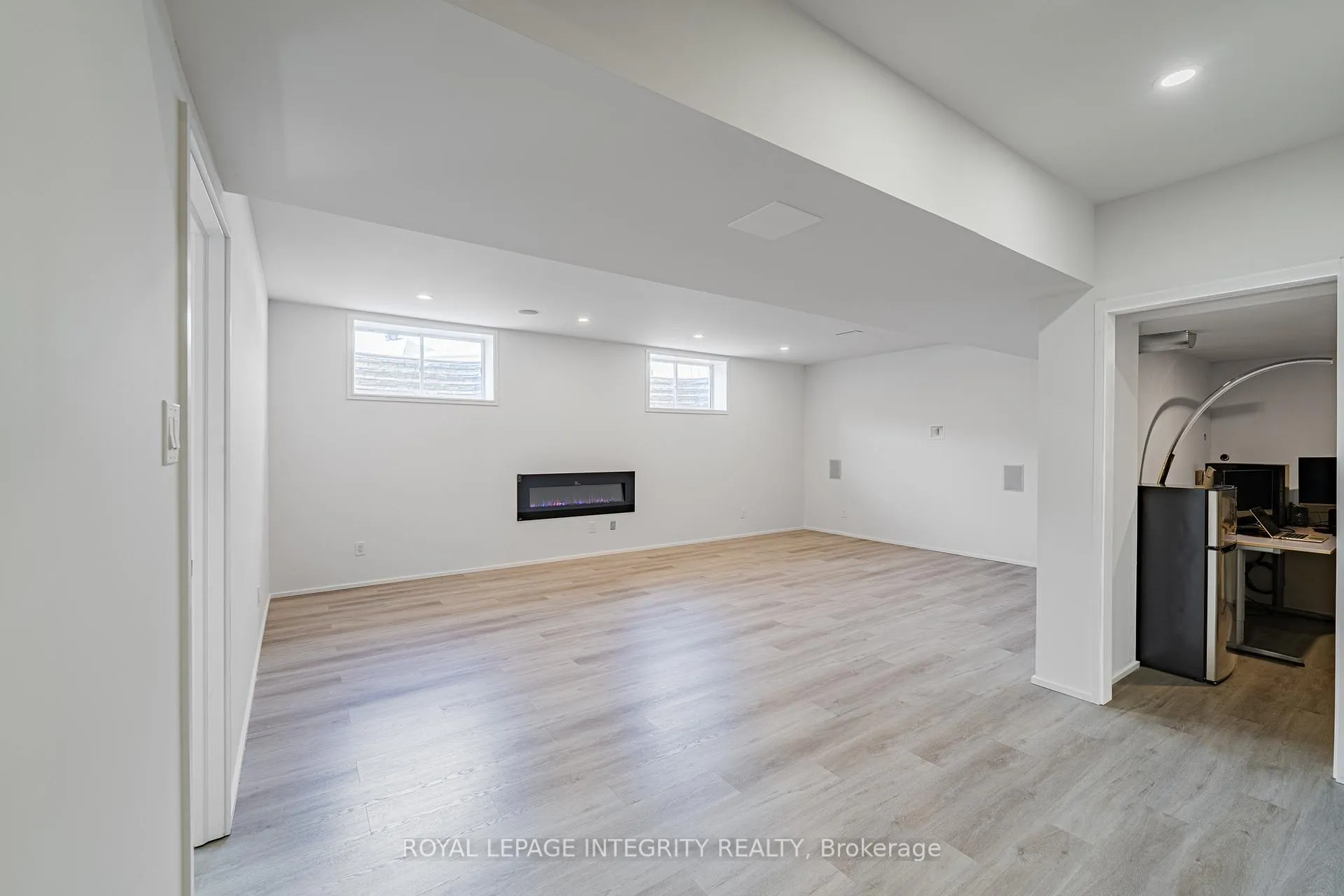 Photo 37 of 1027 Parabolica Way, Ottawa, Kanata - Kanata Lakes/Heritage Hills — HOMEH