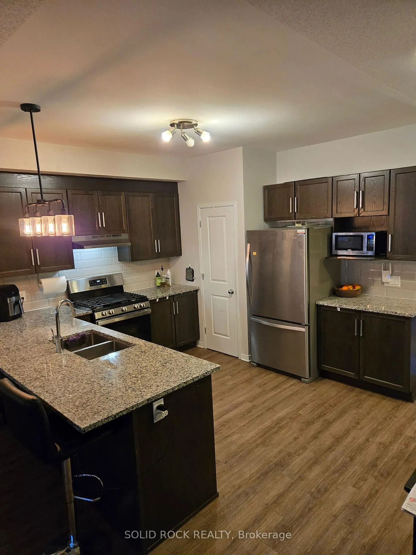 Photo 5 of 461 Cope Drive, Ottawa, Kanata - Emerald Meadows/Trailwest — HOMEH