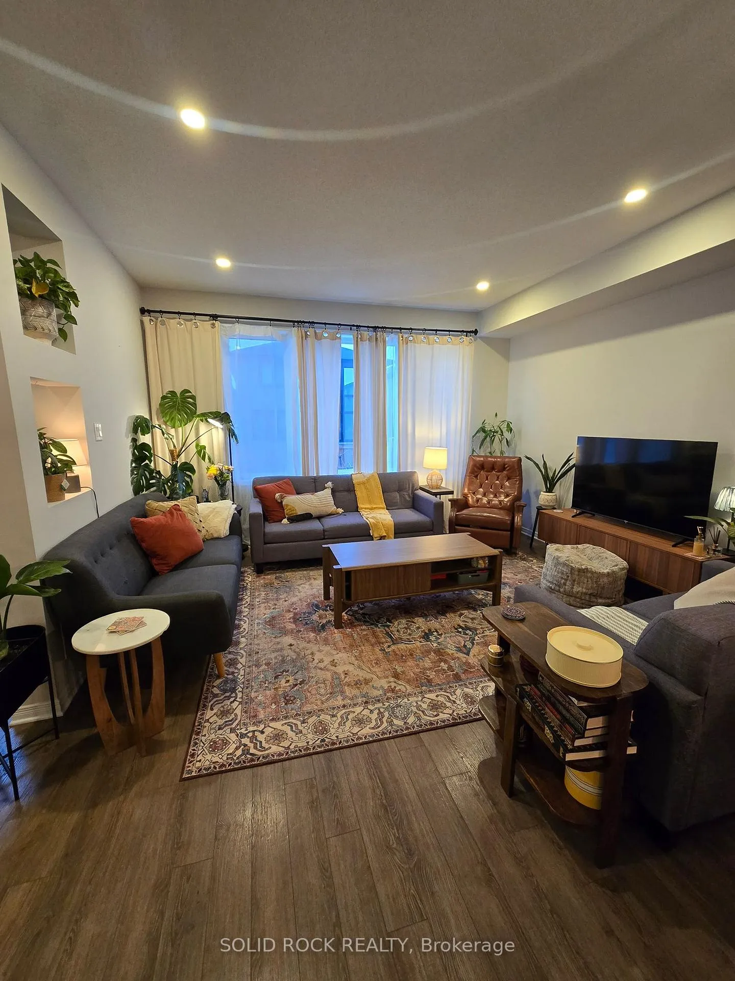 Photo 9 of 461 Cope Drive, Ottawa, Kanata - Emerald Meadows/Trailwest — HOMEH