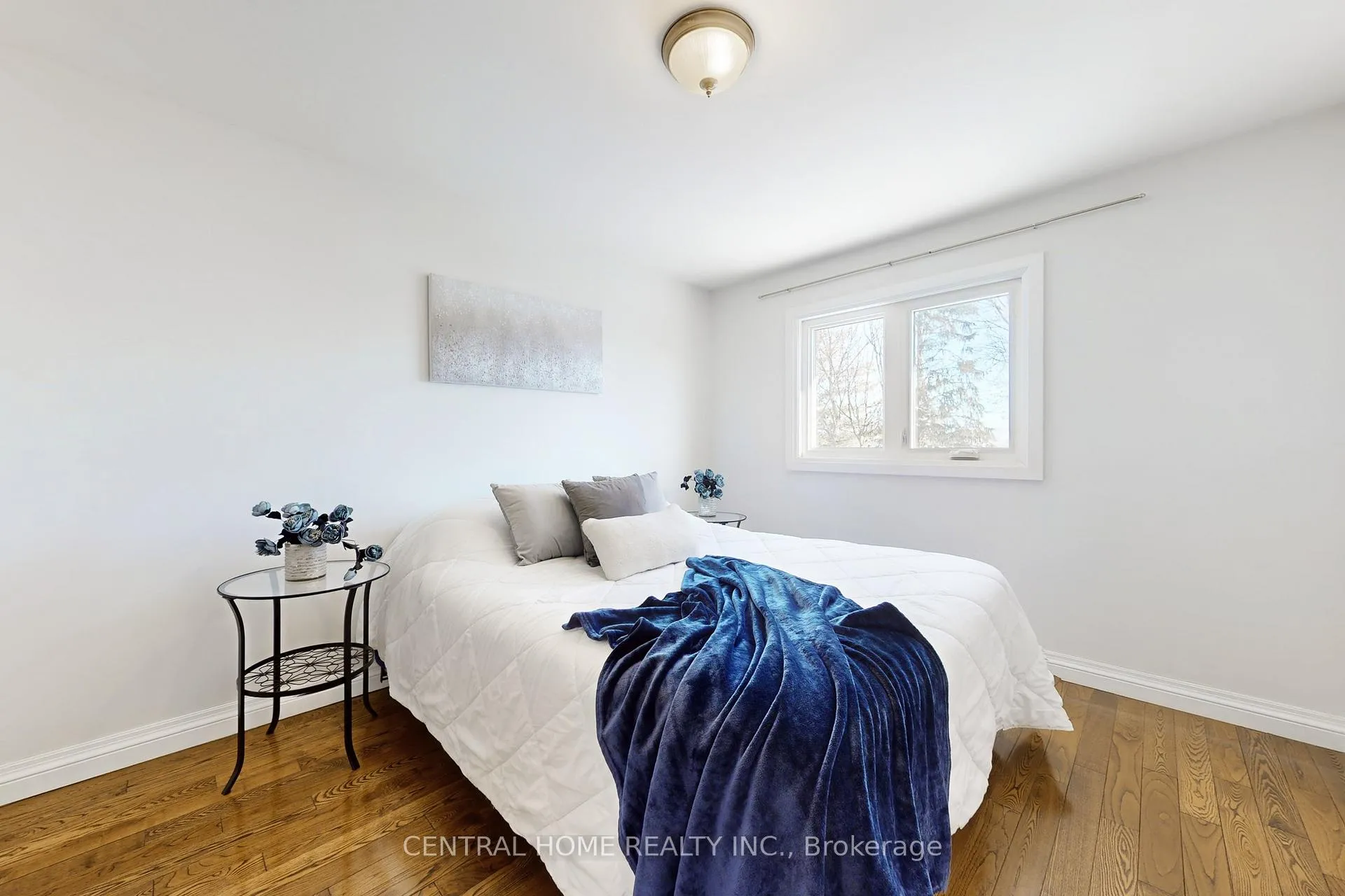 Photo 29 of 30 Moffat Crescent, Aurora, Aurora Heights — HOMEH