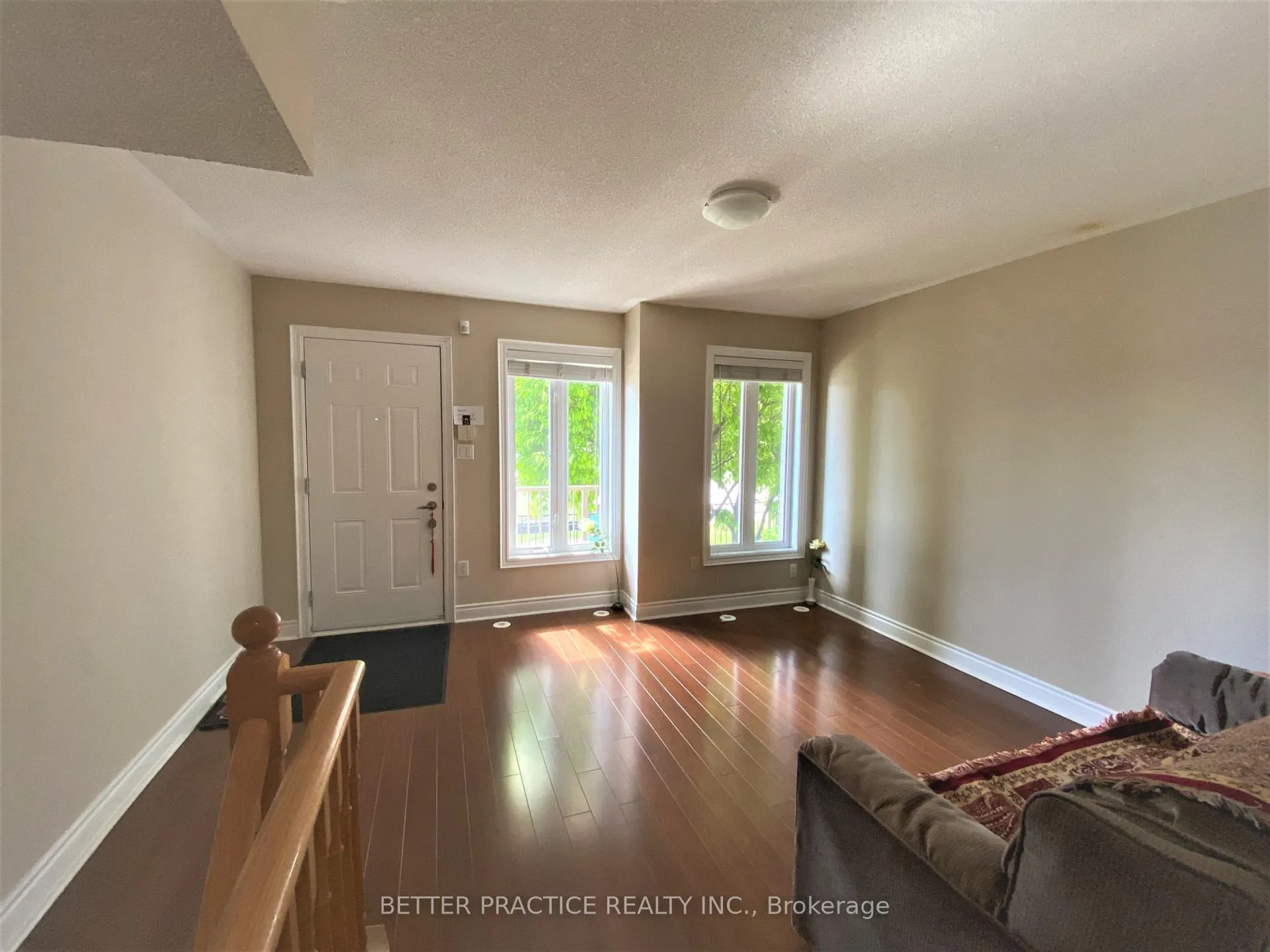 Photo 6 of 5 Saddlecreek Drive, Markham, Commerce Valley — HOMEH