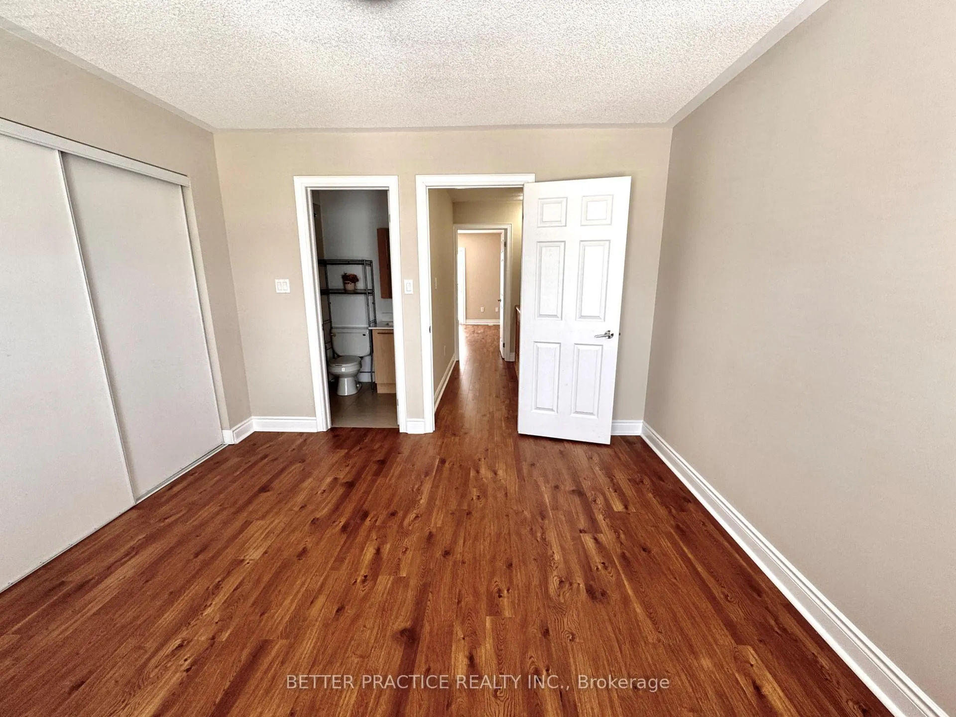 Photo 11 of 5 Saddlecreek Drive, Markham, Commerce Valley — HOMEH