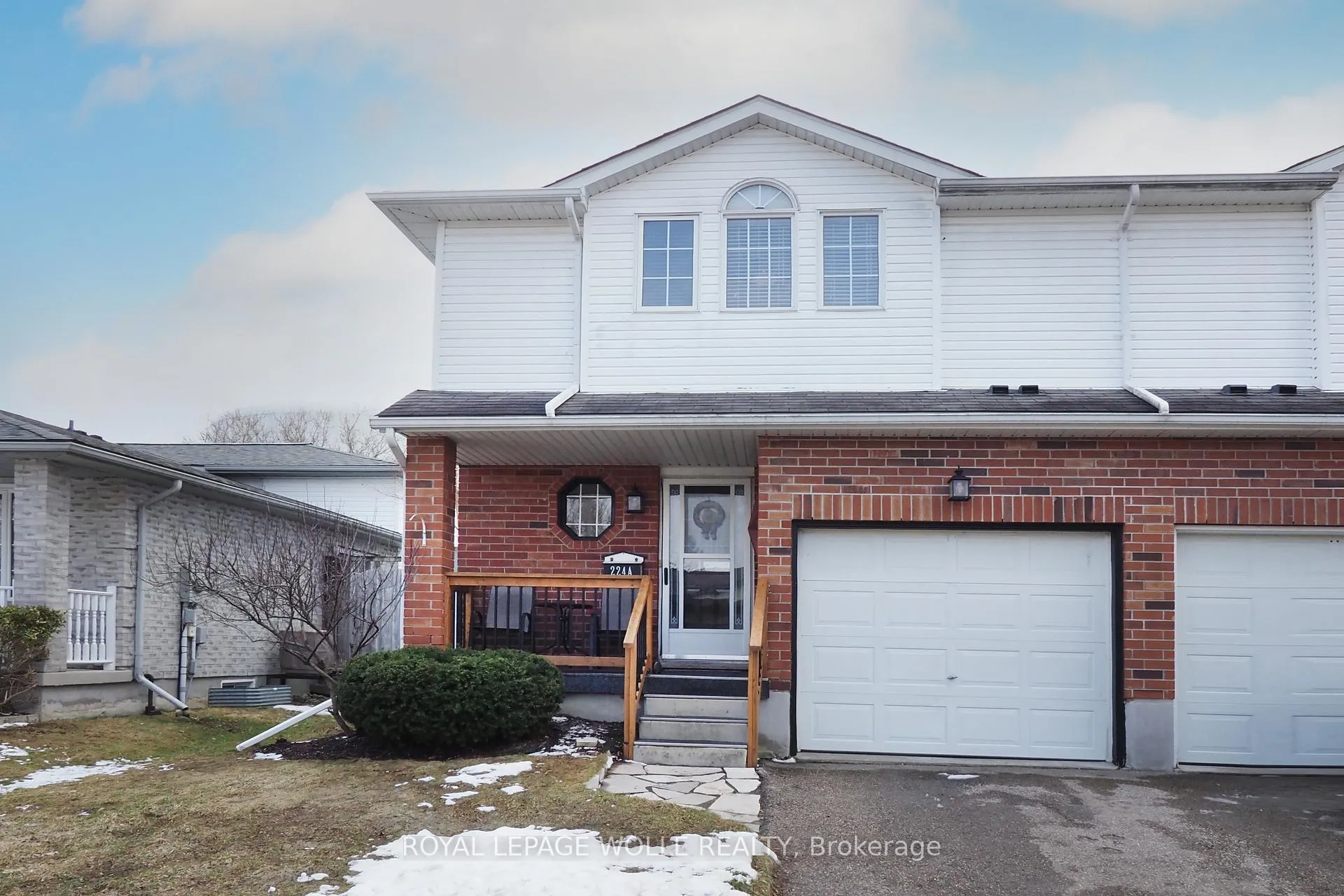 Photo 1 of Unit A, 224 Inverhuron Crescent, Waterloo — HOMEH