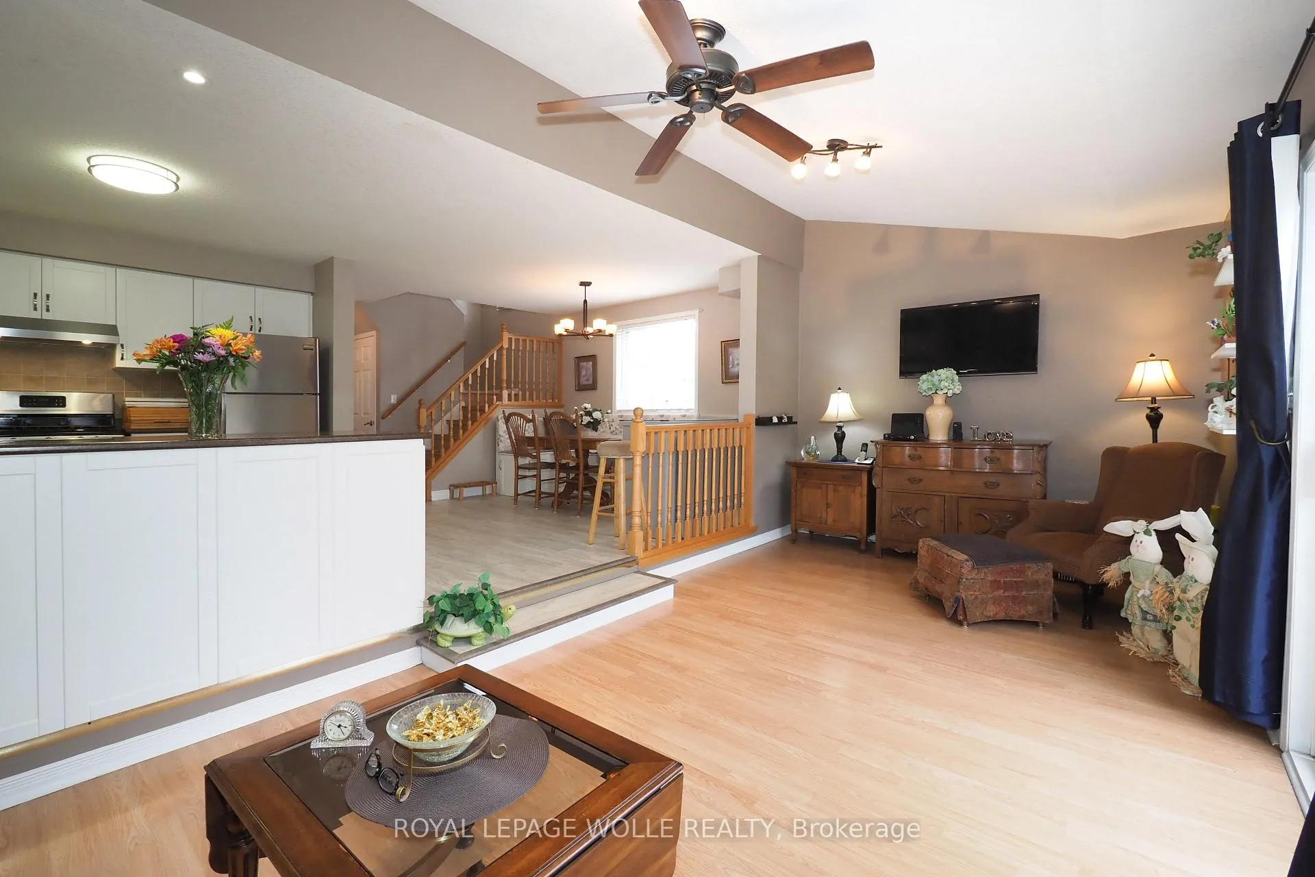 Photo 14 of Unit A, 224 Inverhuron Crescent, Waterloo — HOMEH