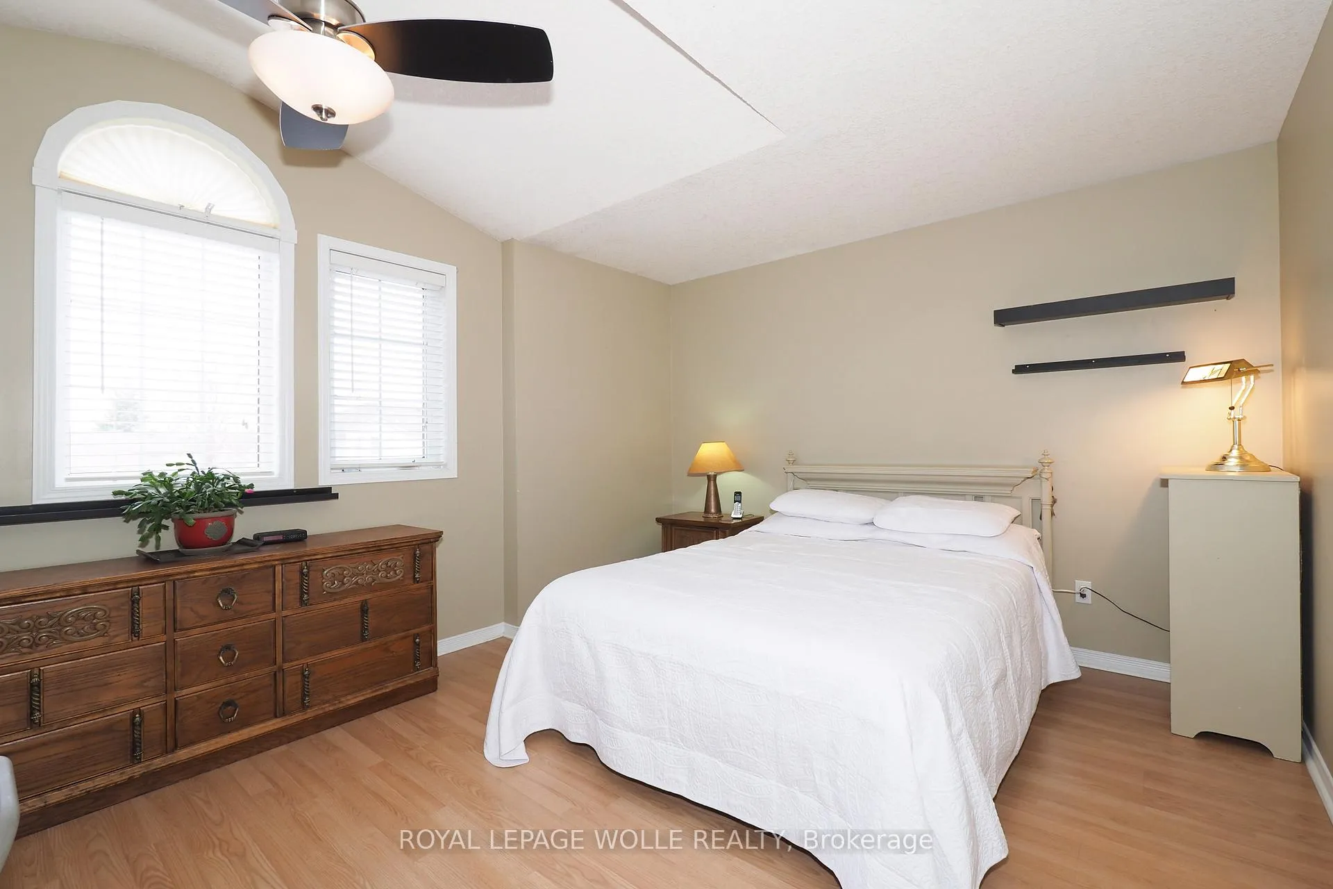 Photo 18 of Unit A, 224 Inverhuron Crescent, Waterloo — HOMEH