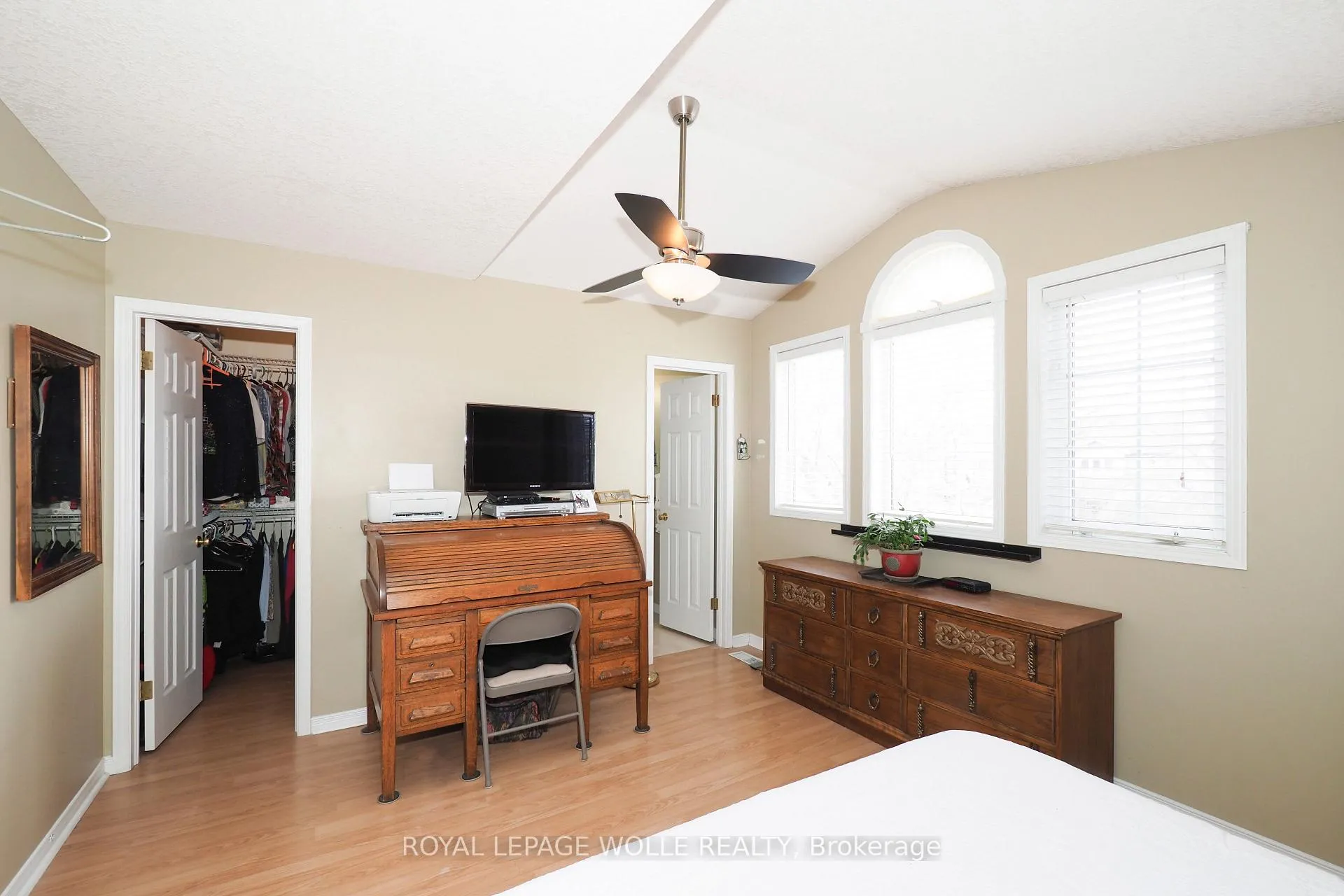 Photo 19 of Unit A, 224 Inverhuron Crescent, Waterloo — HOMEH