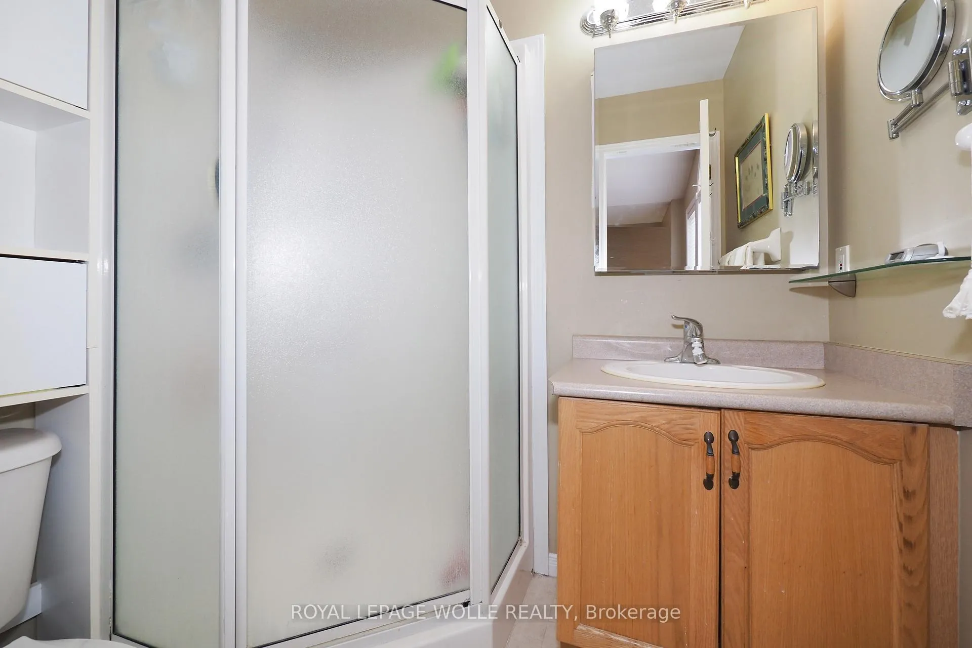 Photo 20 of Unit A, 224 Inverhuron Crescent, Waterloo — HOMEH