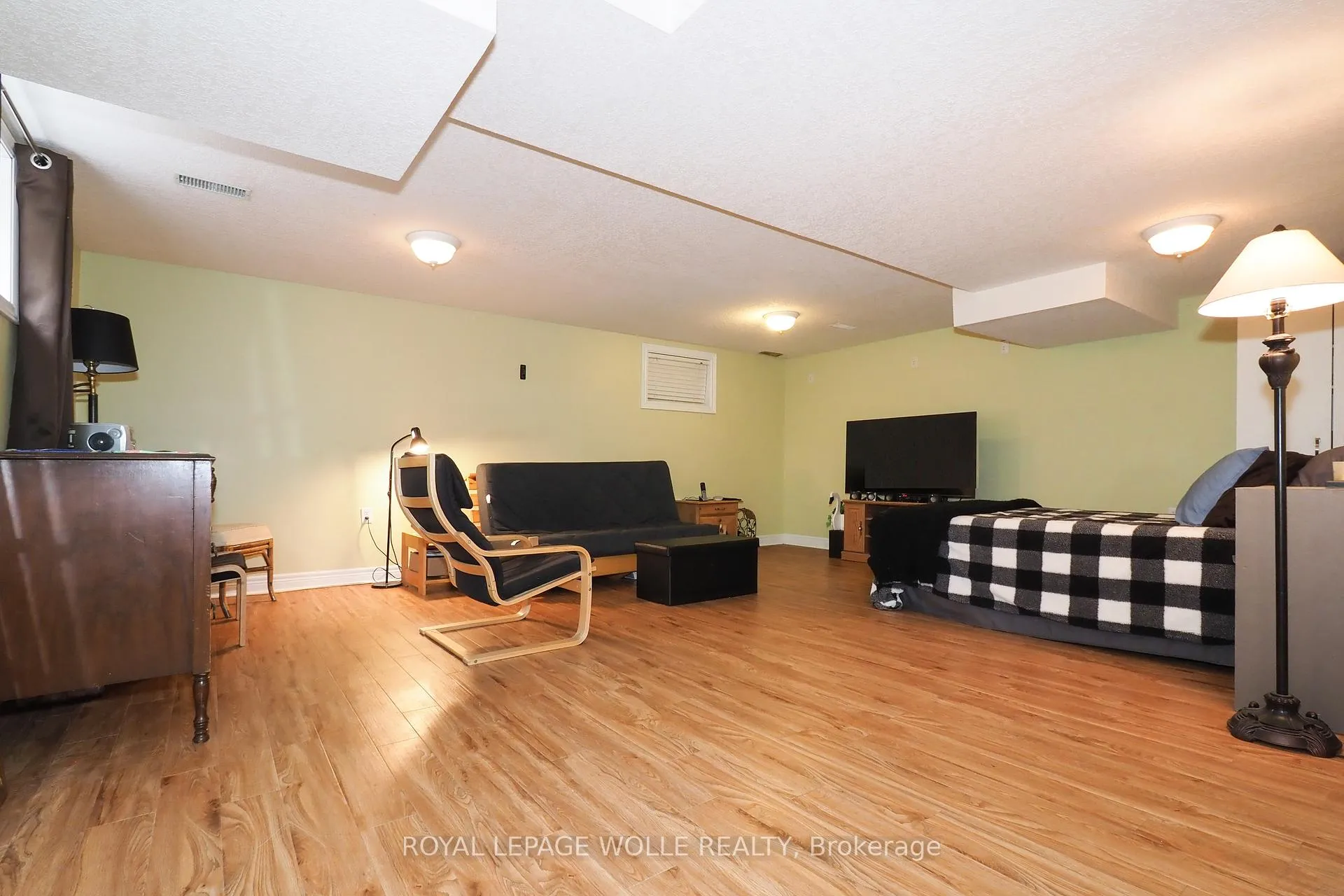 Photo 26 of Unit A, 224 Inverhuron Crescent, Waterloo — HOMEH