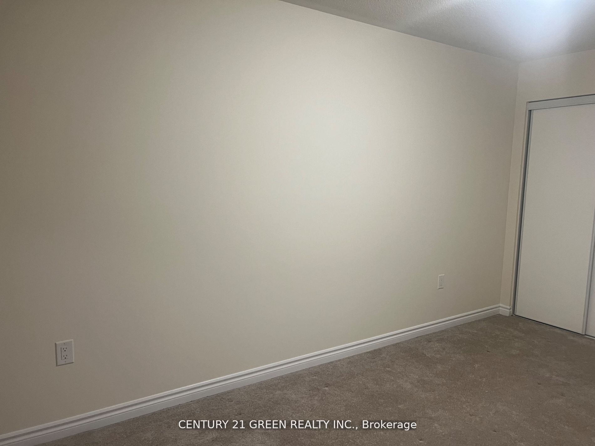 Photo 13 of 1098 Silk Street, Pickering, Rural Pickering — HOMEH
