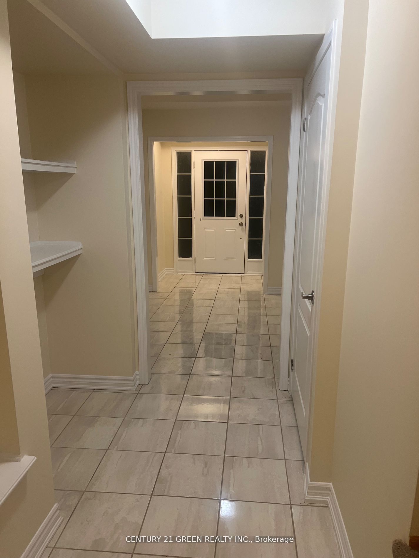 Photo 4 of 1098 Silk Street, Pickering, Rural Pickering — HOMEH