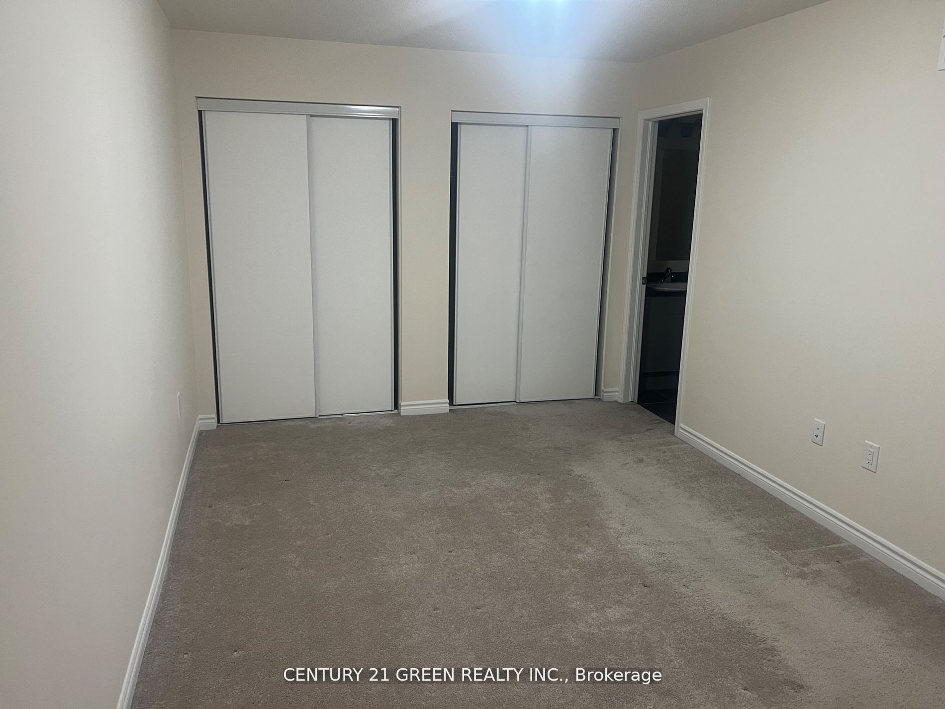 Photo 12 of 1098 Silk Street, Pickering, Rural Pickering — HOMEH