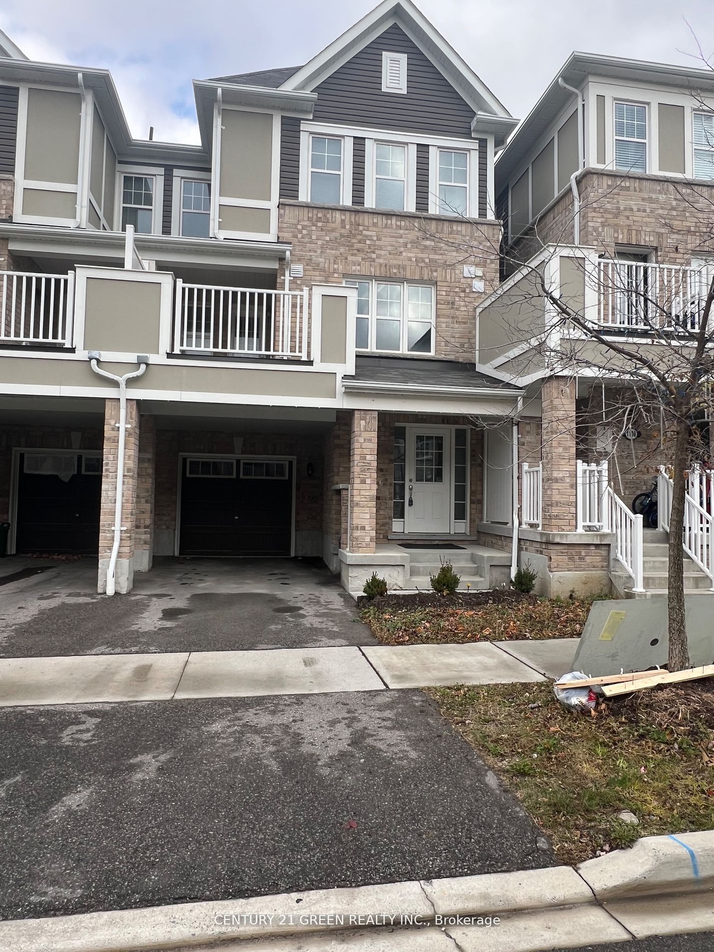 Photo 1 of 1098 Silk Street, Pickering, Rural Pickering — HOMEH