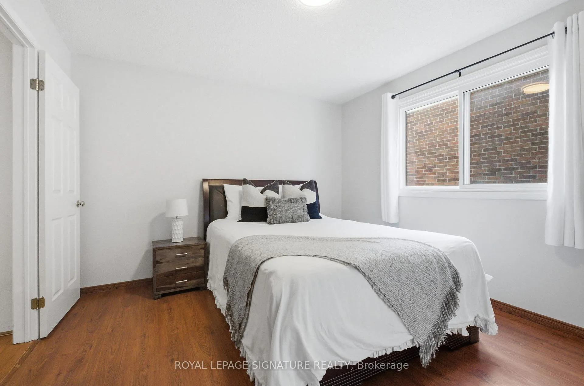 Photo 24 of 669 Highview Road, Pickering, Amberlea — HOMEH