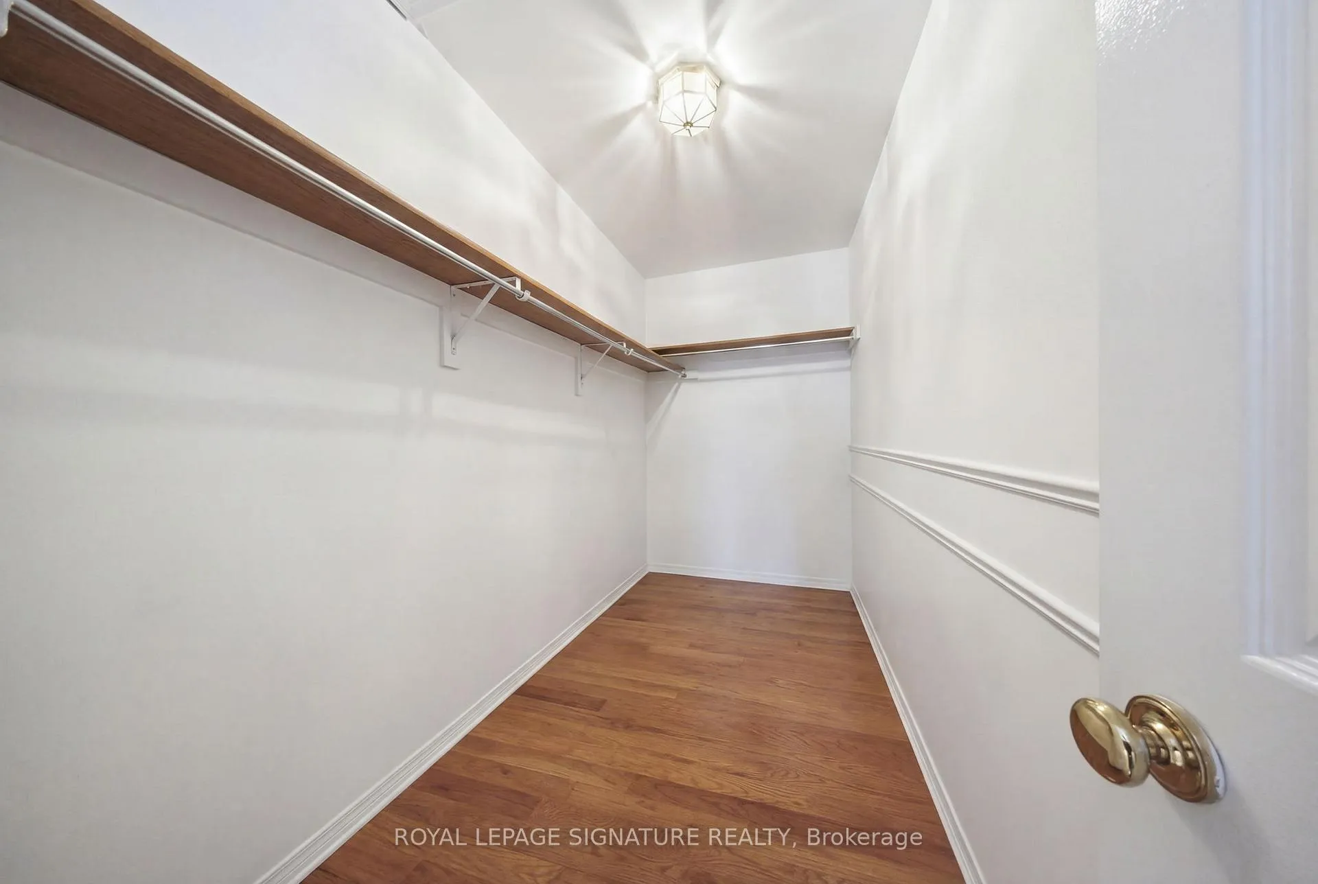 Photo 26 of 669 Highview Road, Pickering, Amberlea — HOMEH